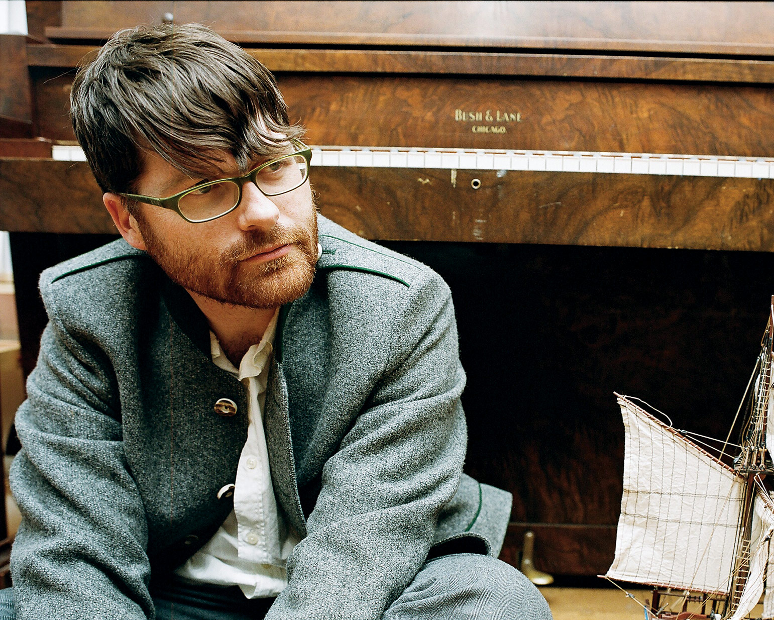 actor Colin Meloy large photo