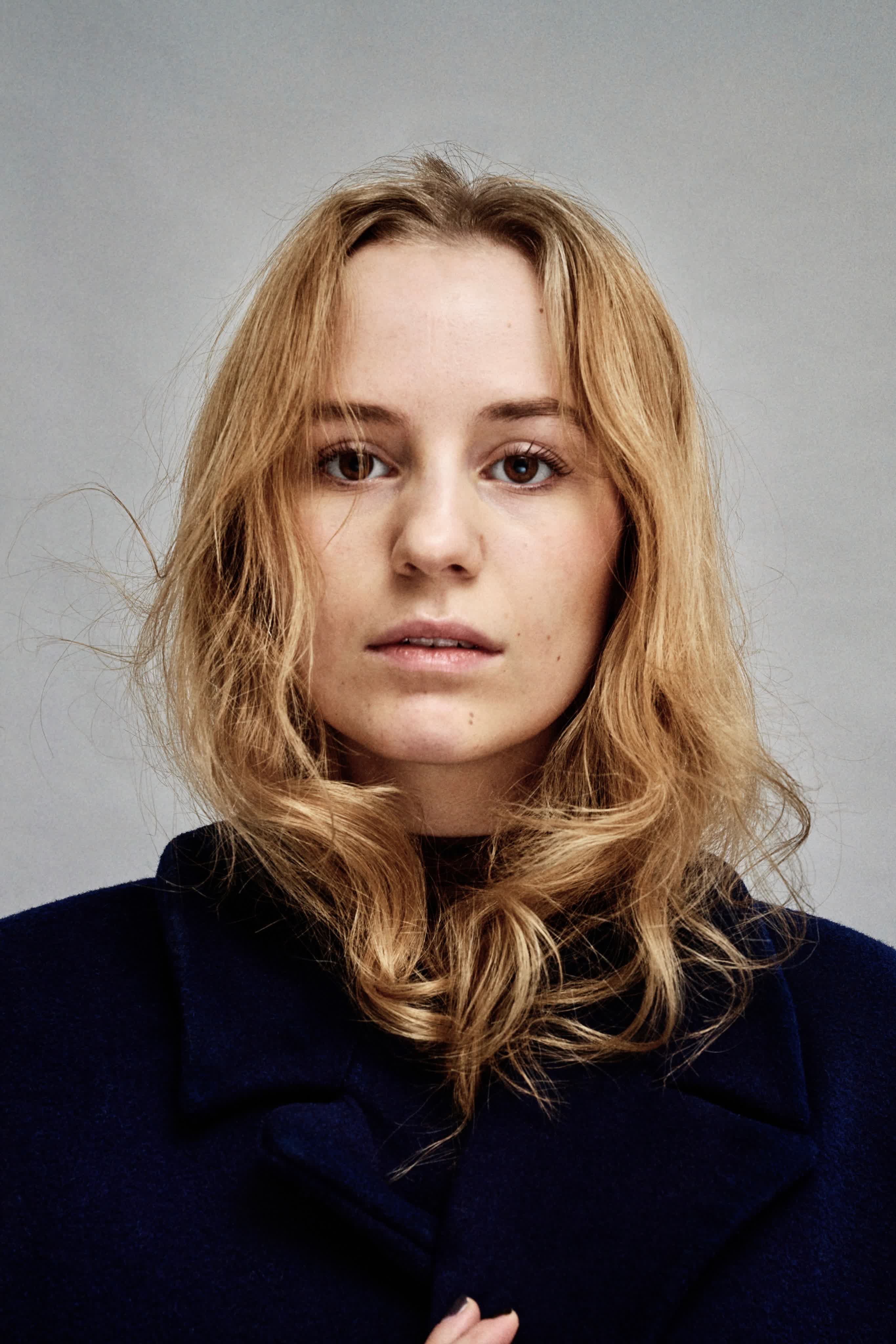 actor Flora Ofelia Hofmann Lindahl large photo