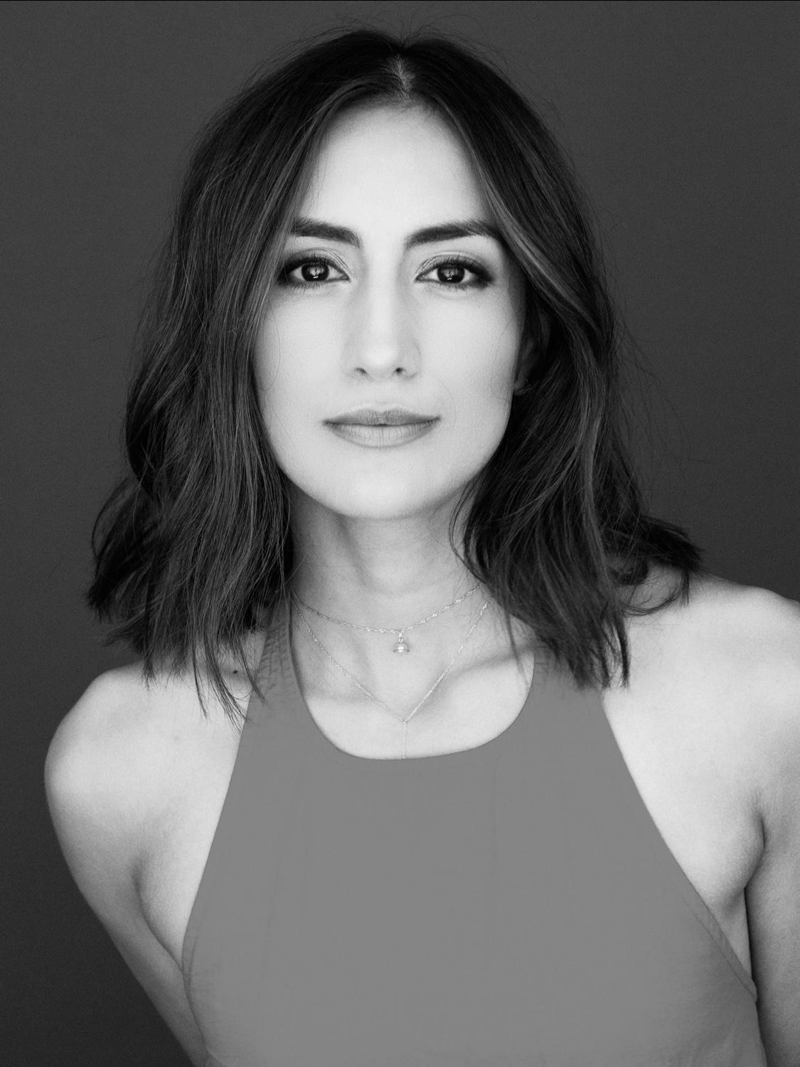 actor Yesenia Ayala large photo