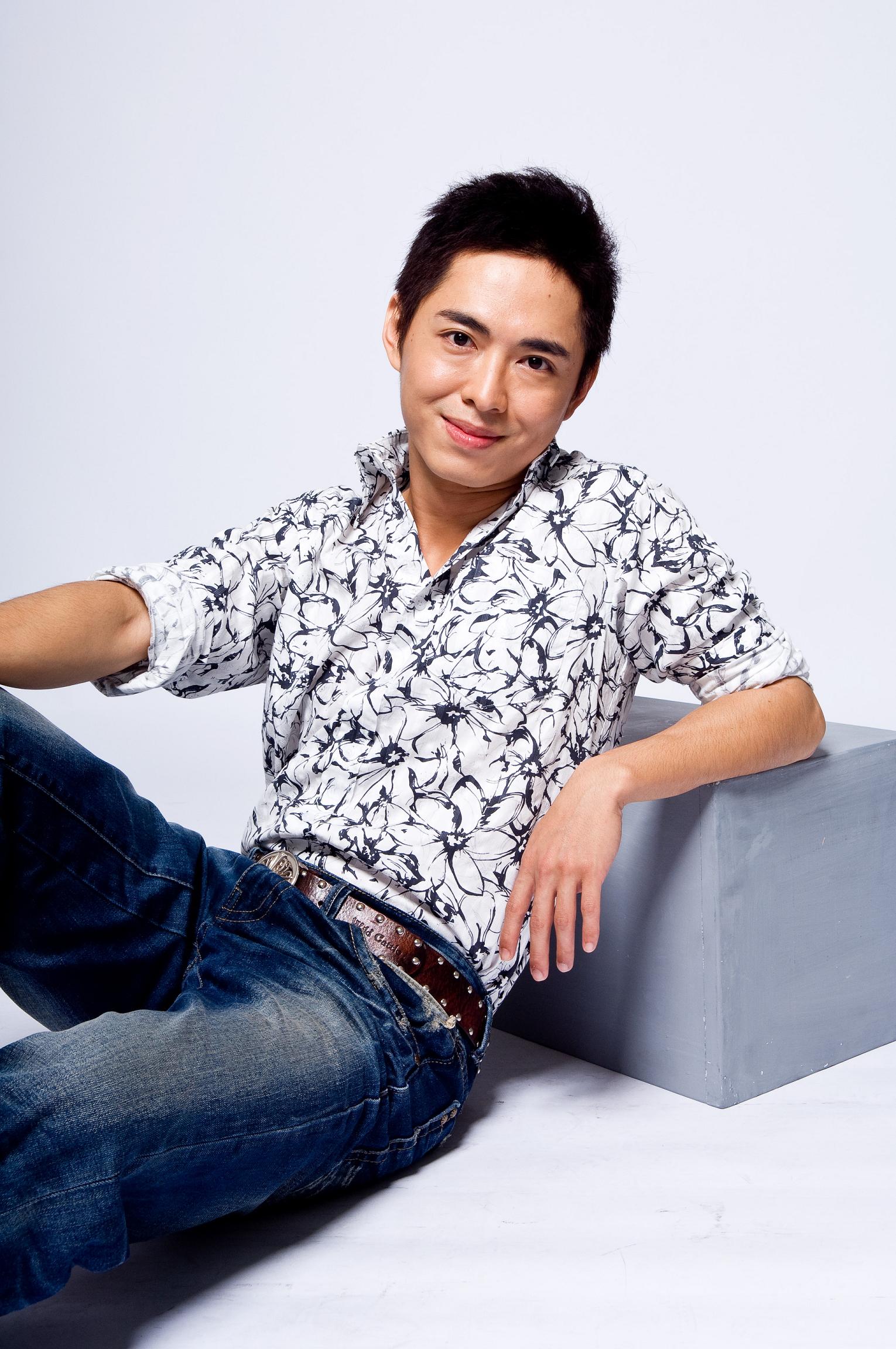 actor Yi-Feng Chiu large photo