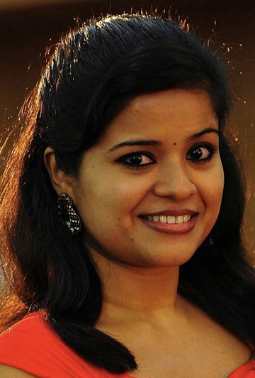 actor Suja Menon large photo