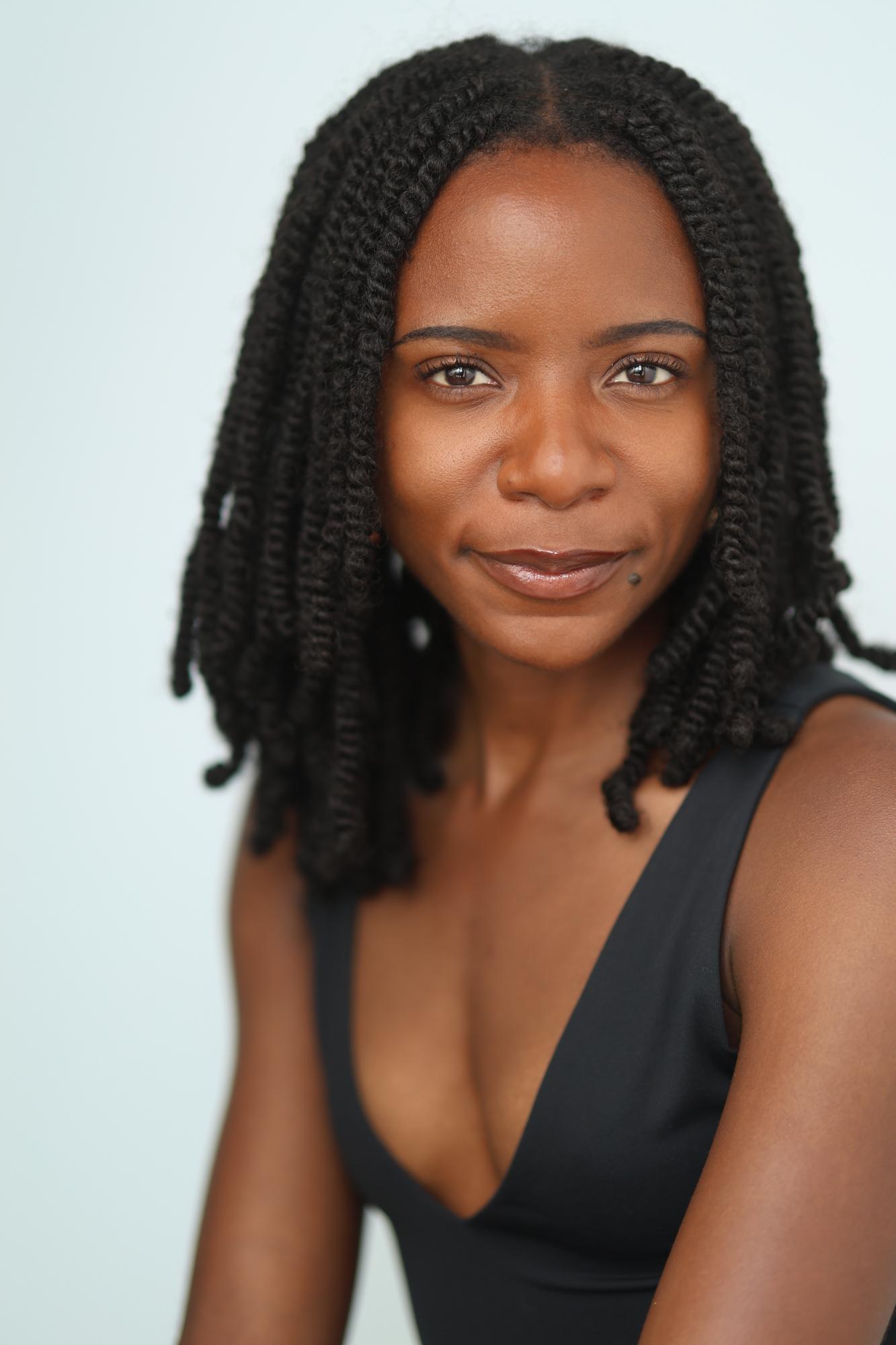 actor Claire Traille large photo