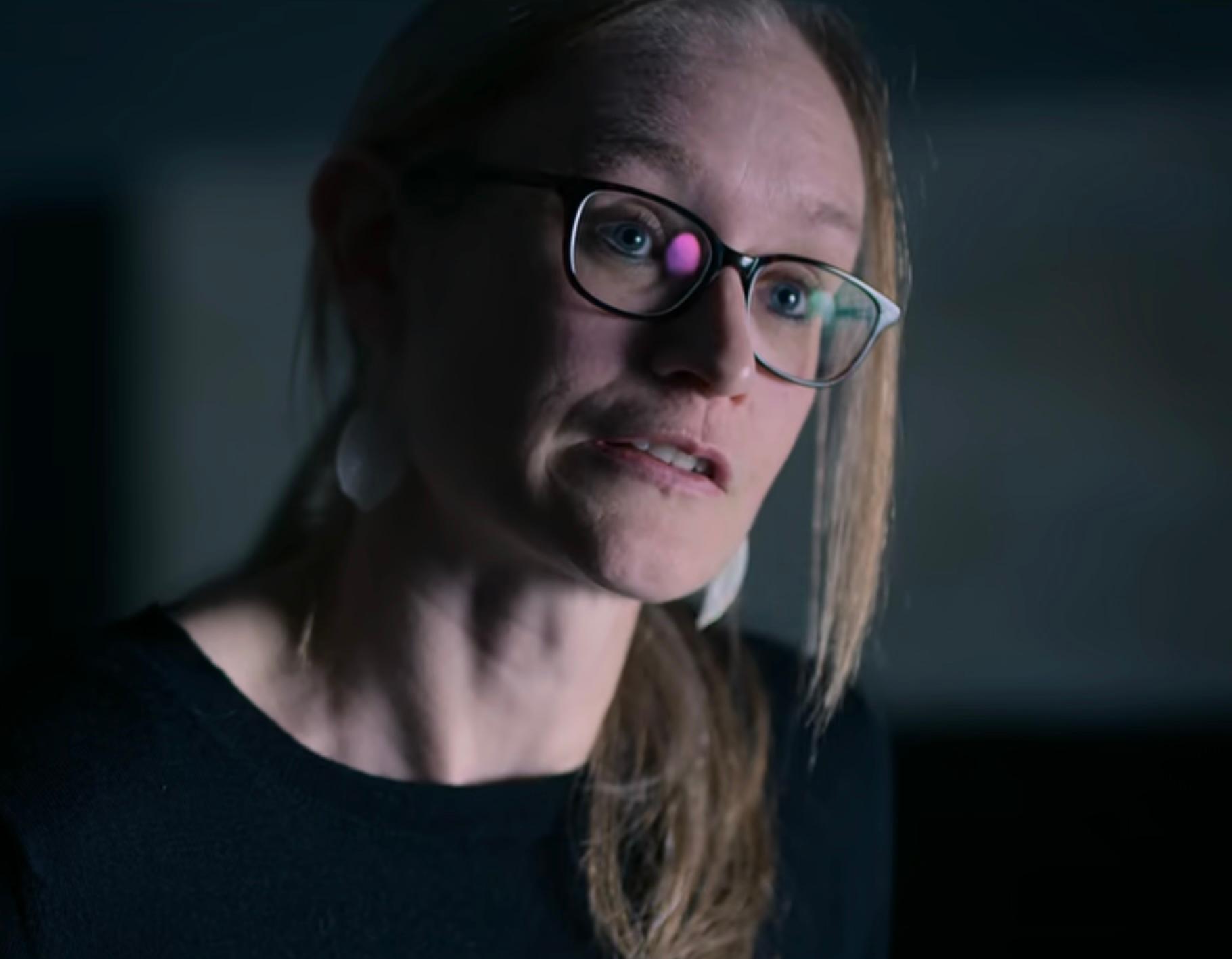 actor Emma Pomeroy large photo