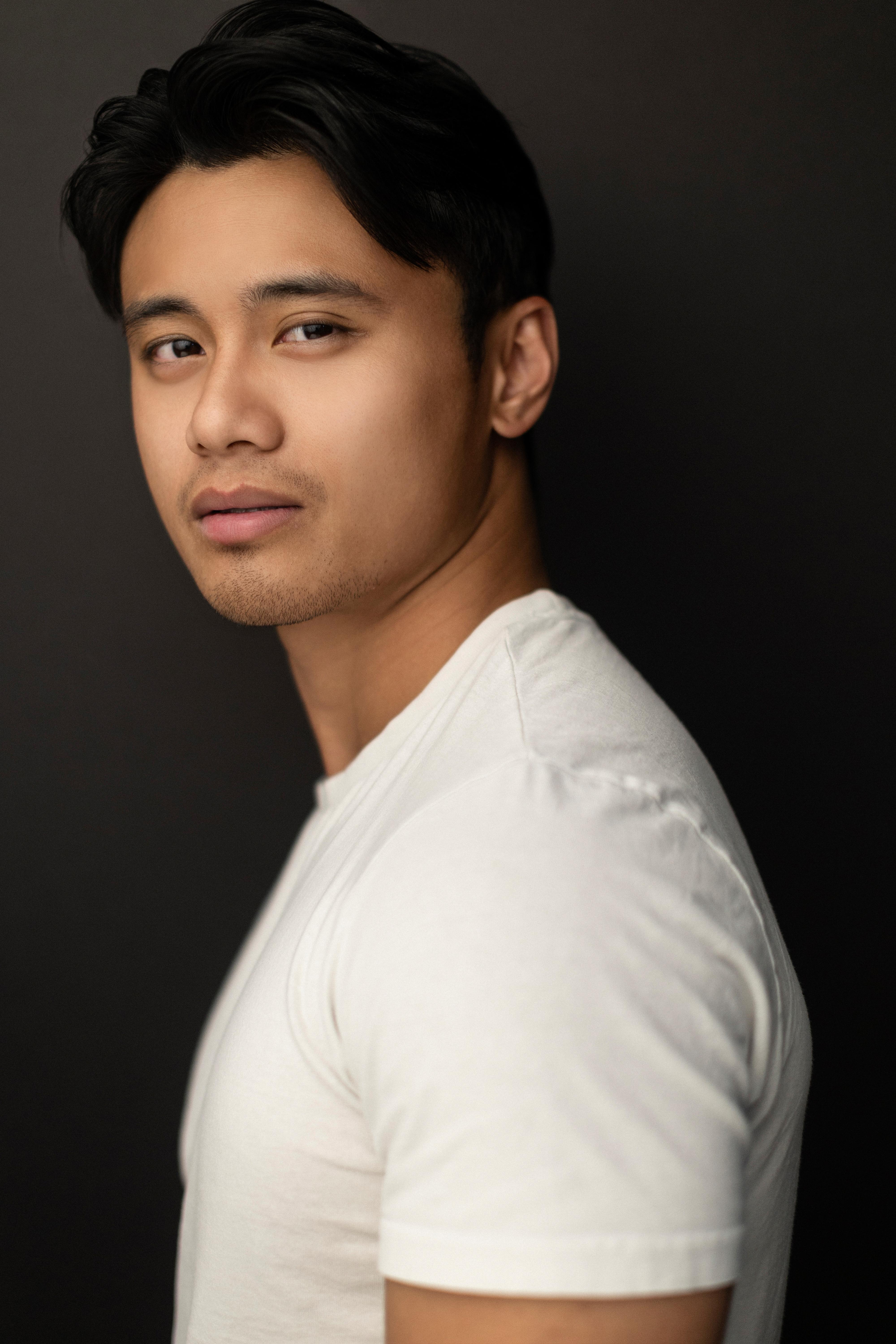 actor Mark Sinongco large photo