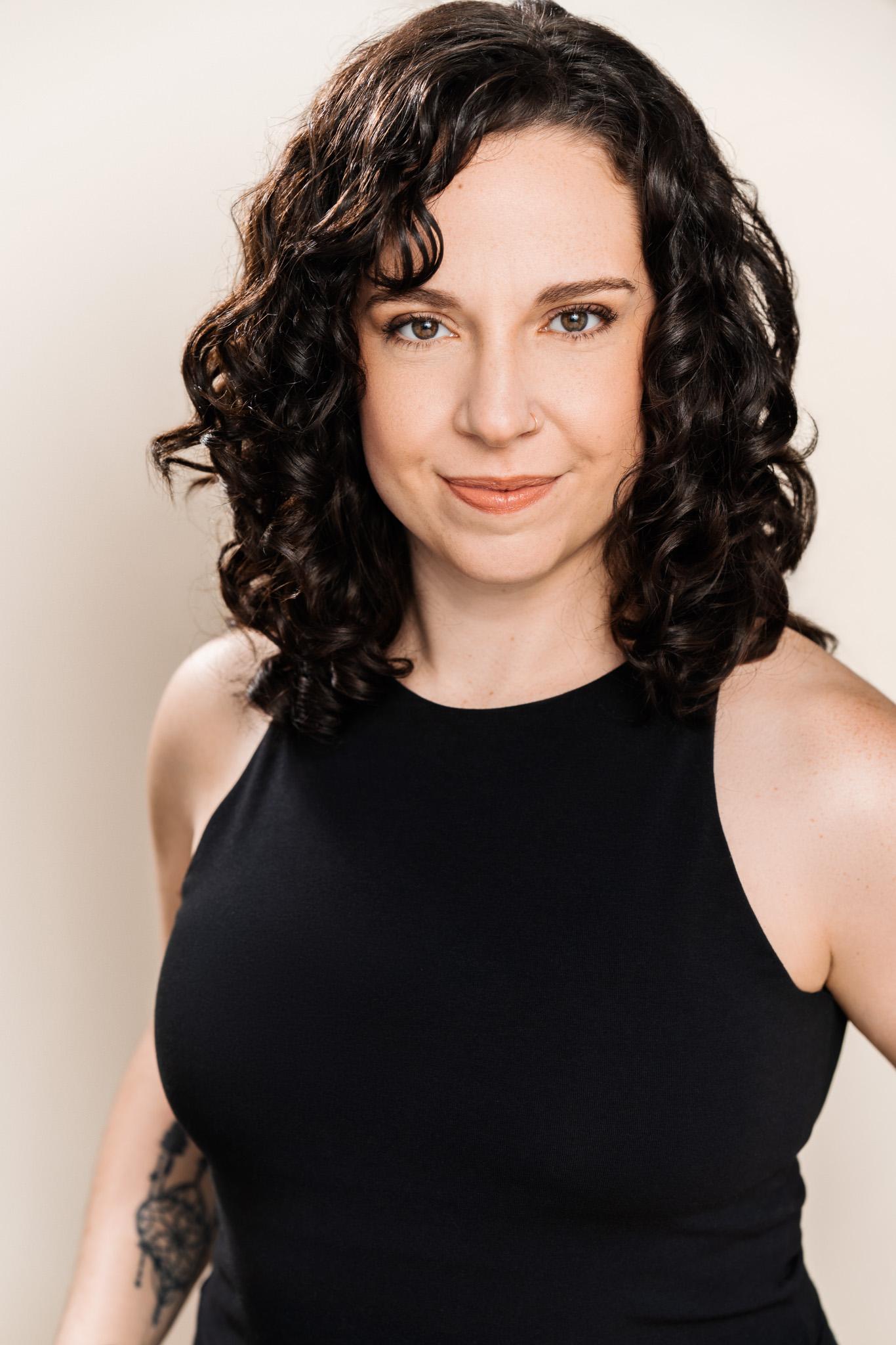 actor Megan Carver large photo