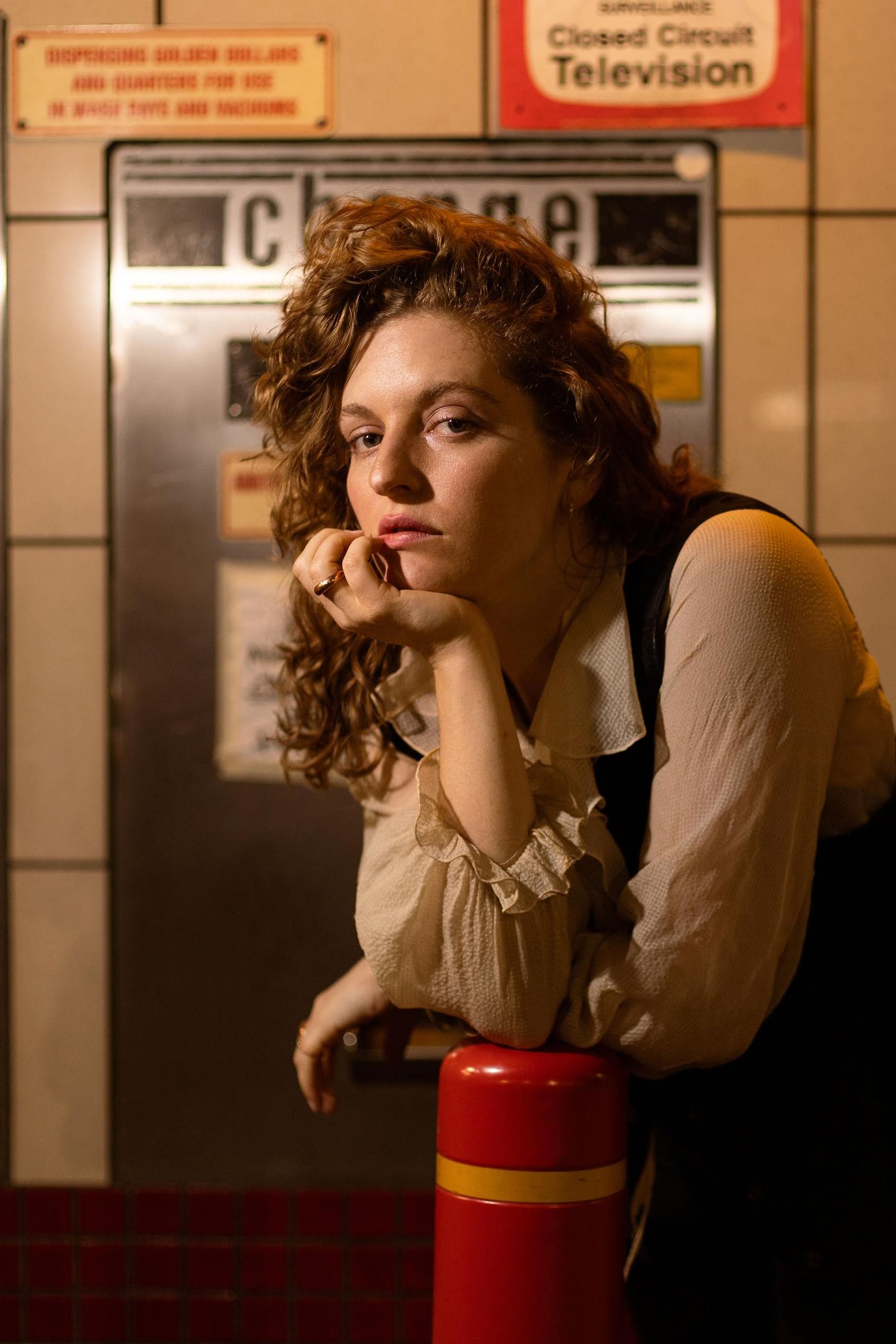 actor Kenzie Elizabeth large photo