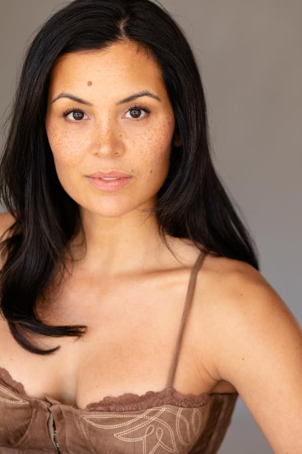 actor Karmen Capella large photo