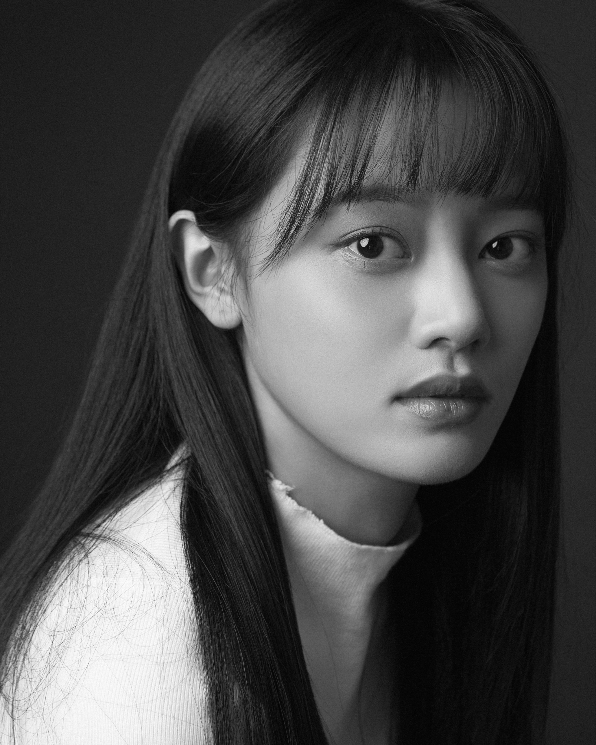 actor Rosie Zhao large photo