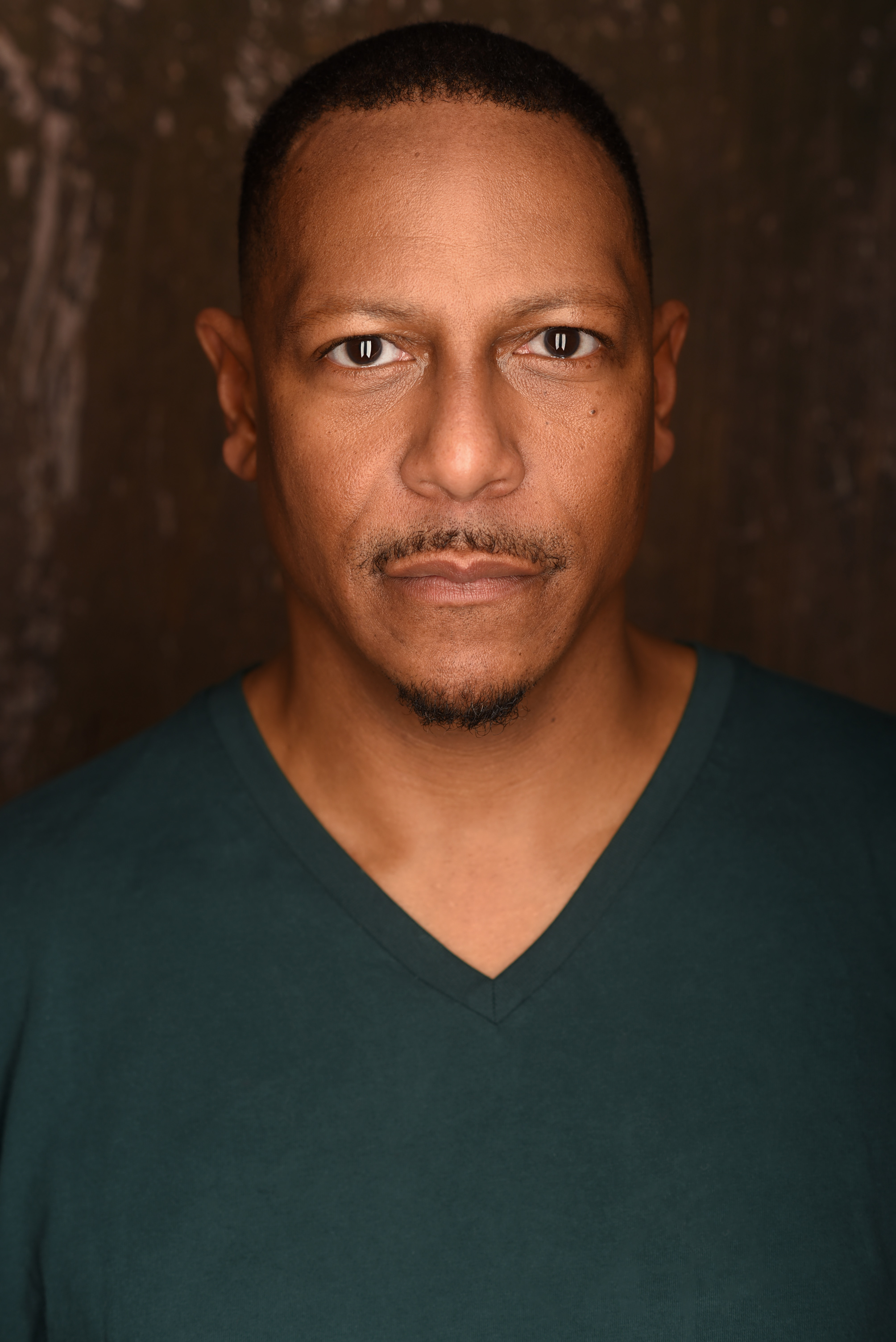 actor Marvin Johnson large photo