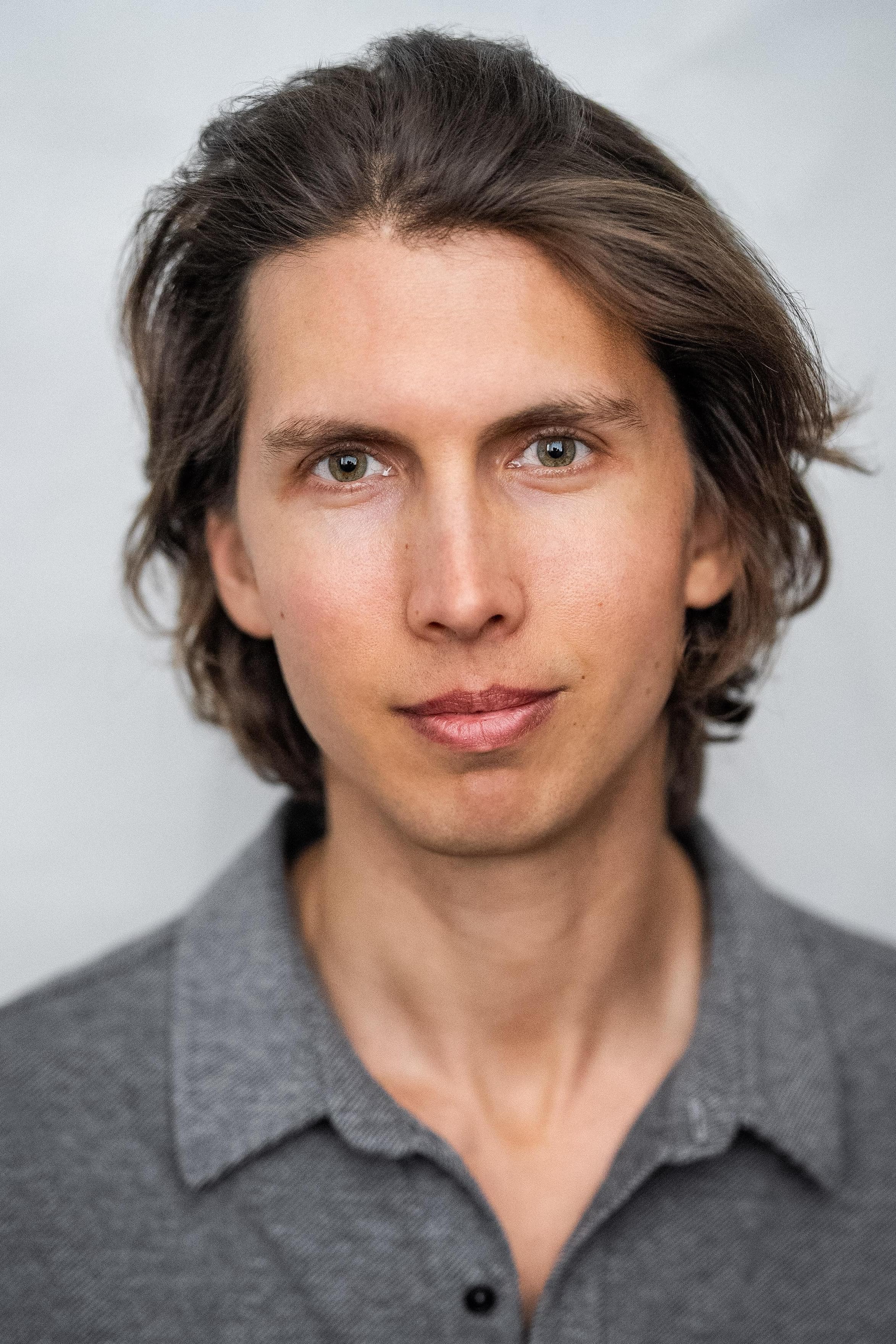 actor Andrew Boszhardt large photo