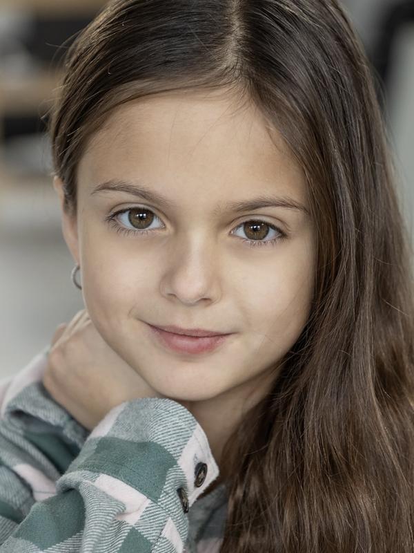 actor Marguerite Laurence large photo