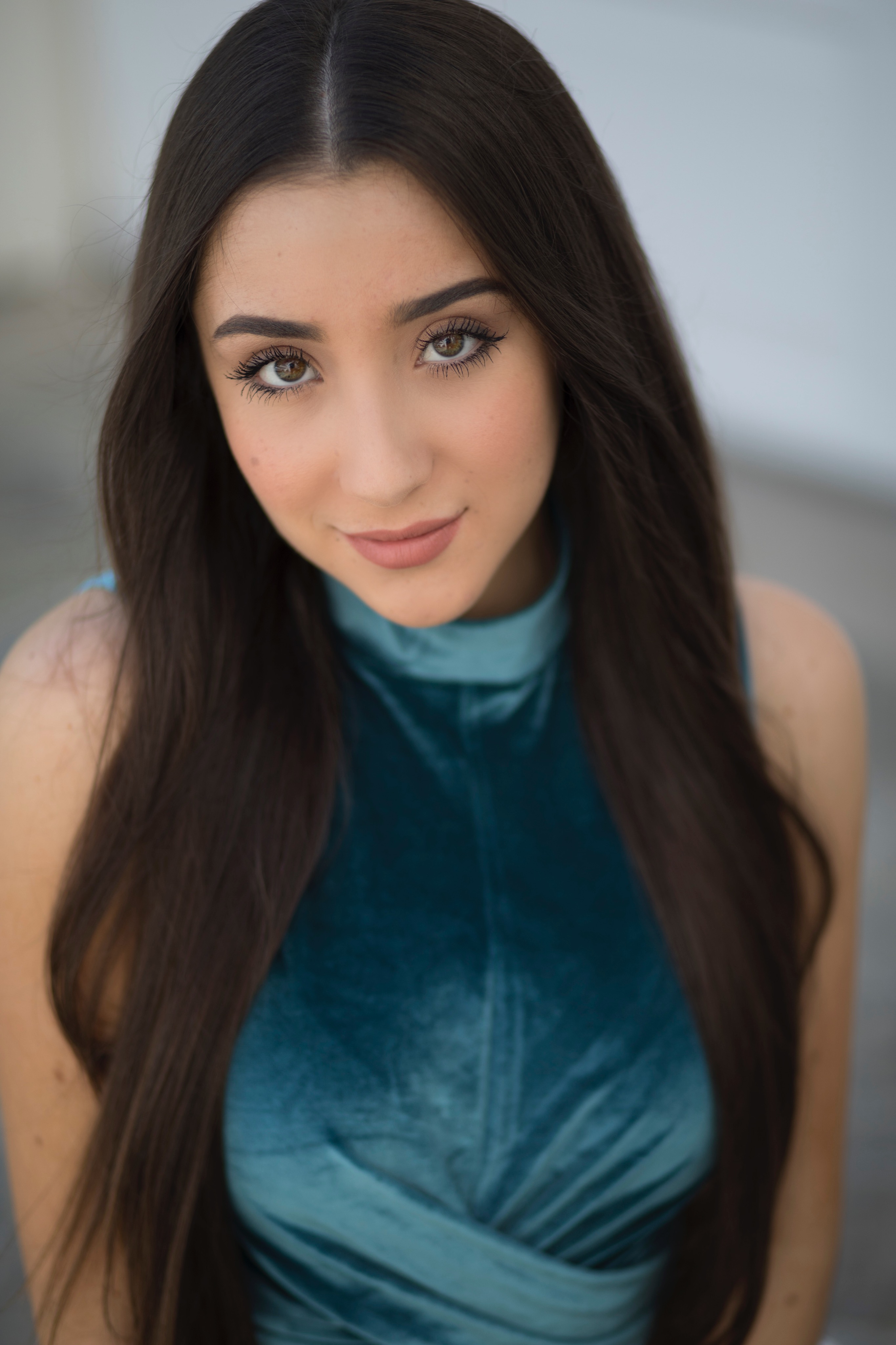 actor Ellie Soufi large photo