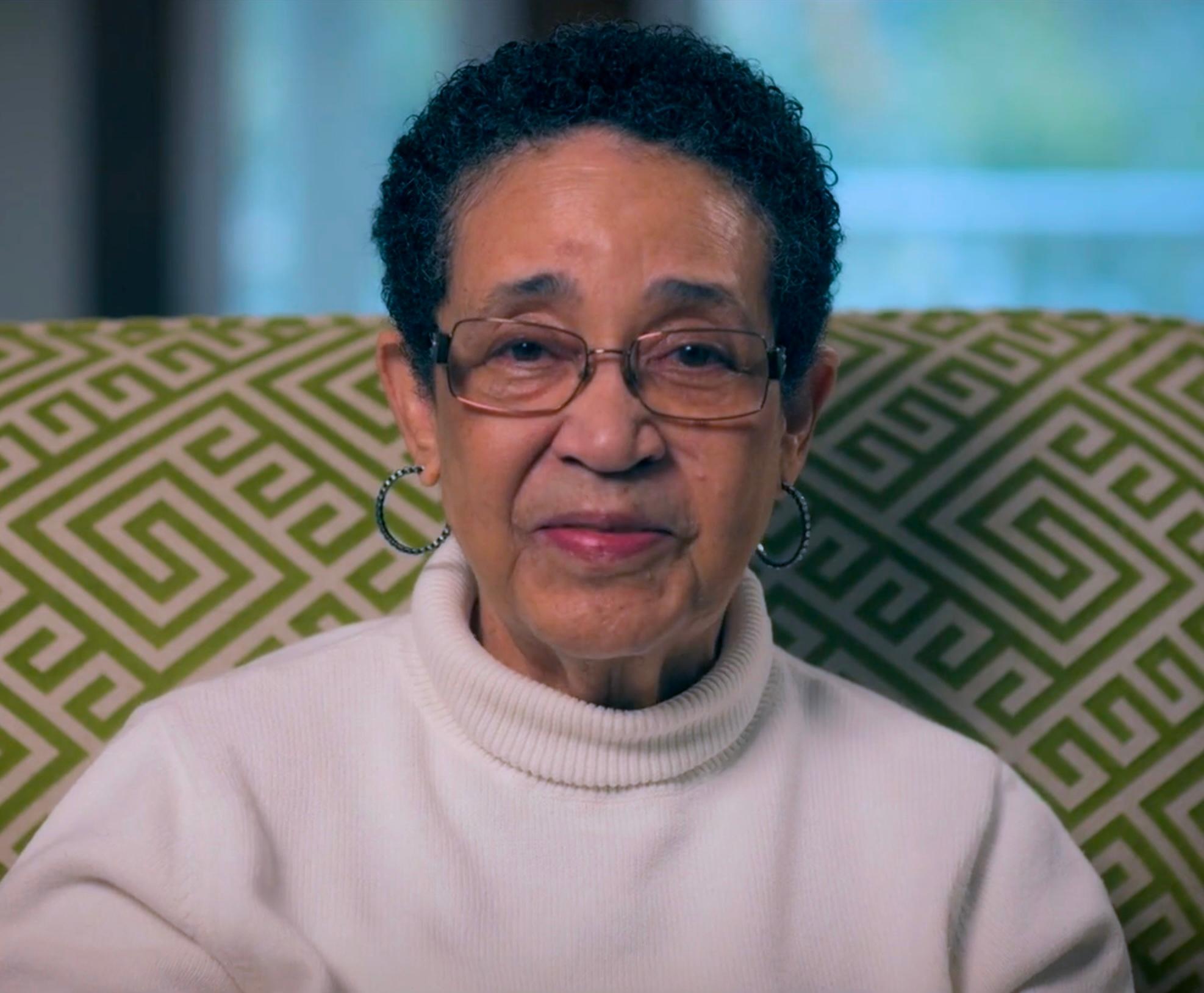 actor Sue Coleman large photo