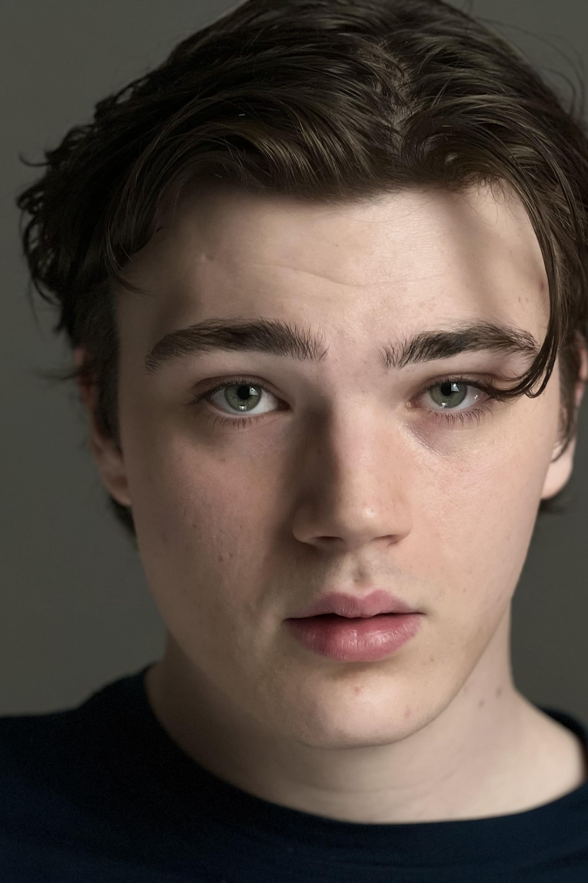 actor Tom Gould large photo