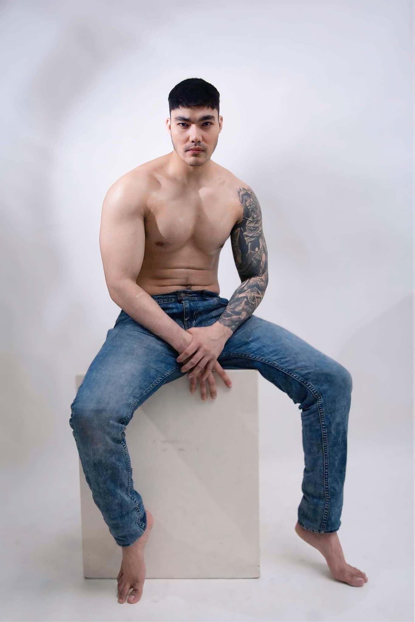 actor Ariel Gubalane large photo