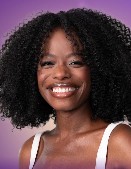 actor Shella Oire large photo