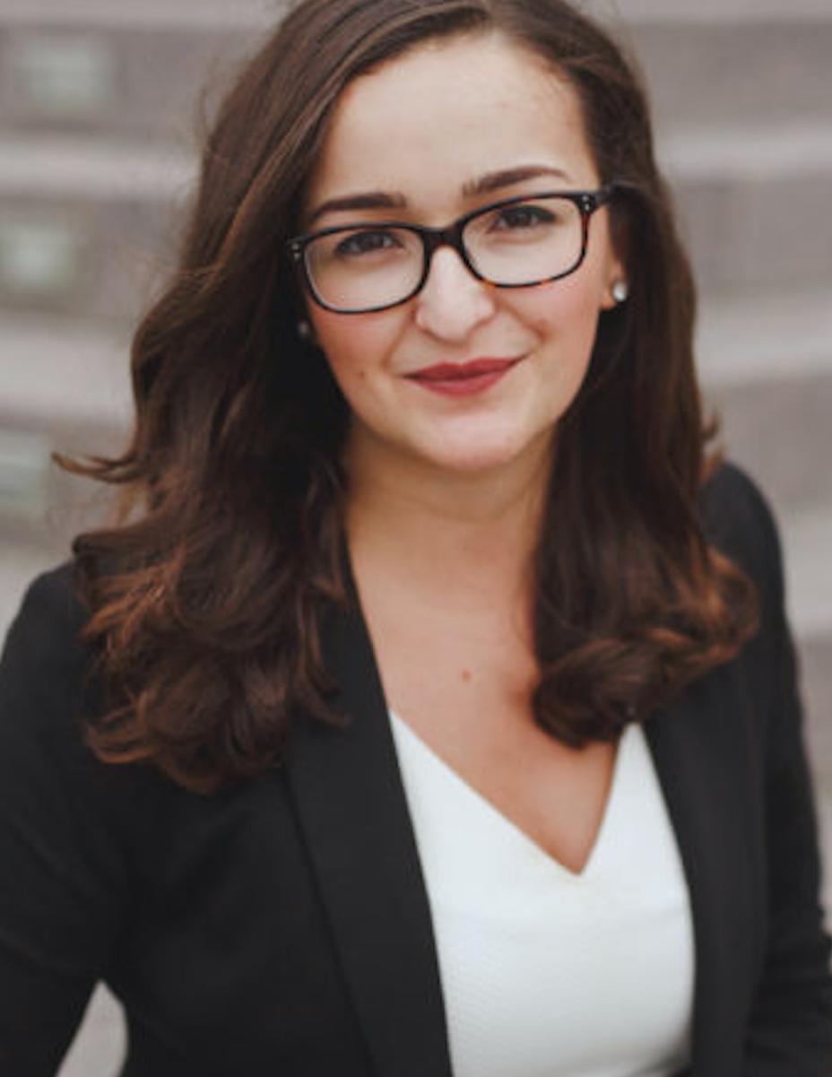 actor Lia Biondo large photo