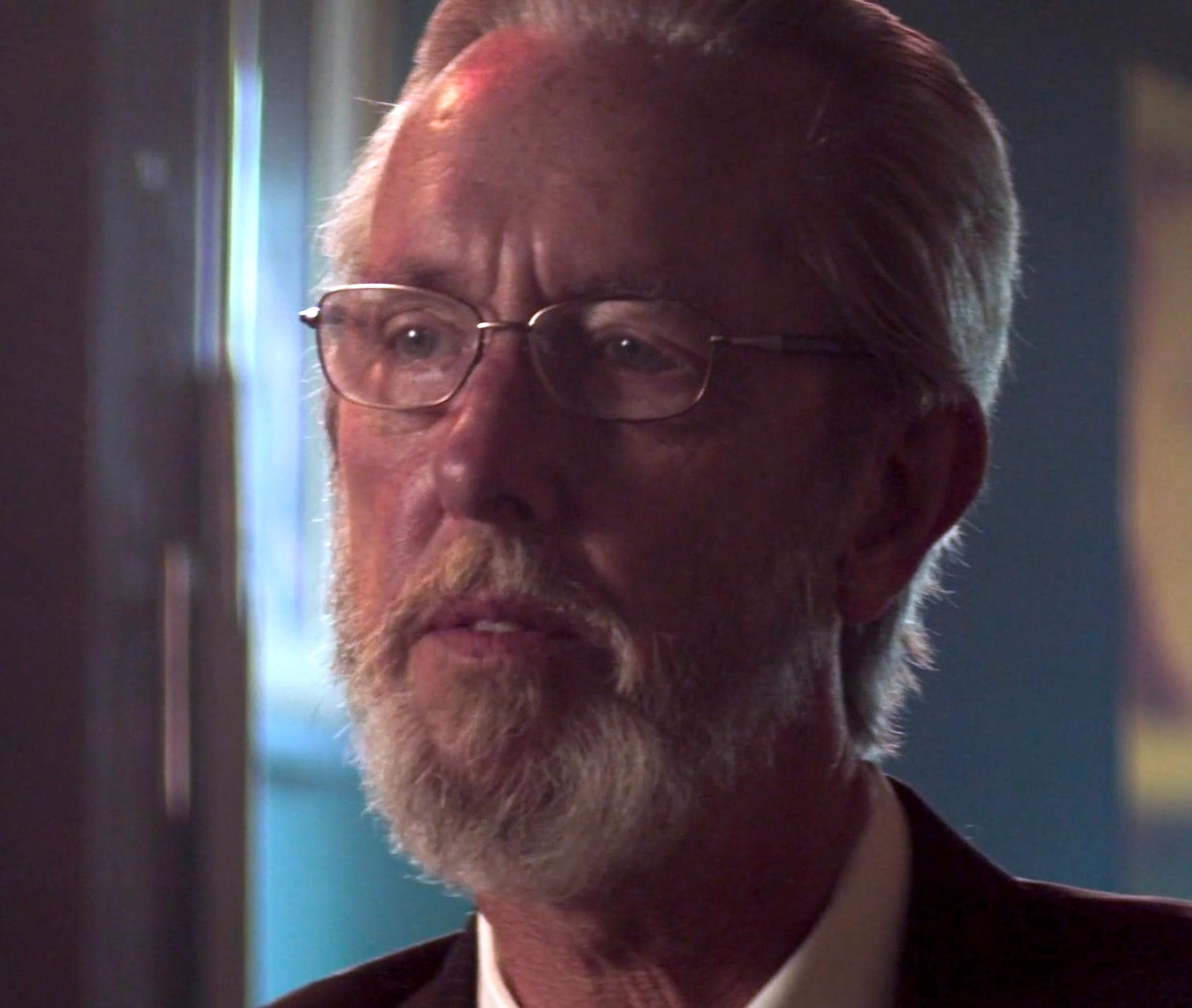 actor Troy McKinney large photo