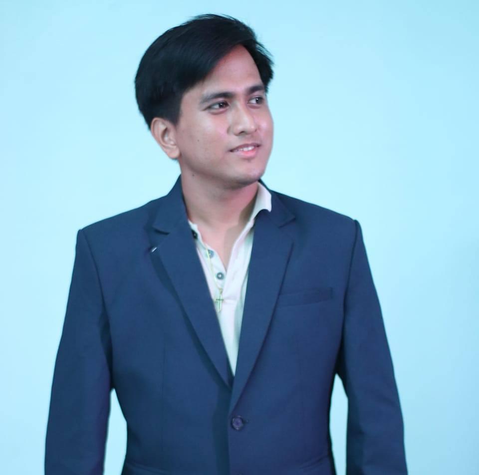 actor Daniel Gruta large photo