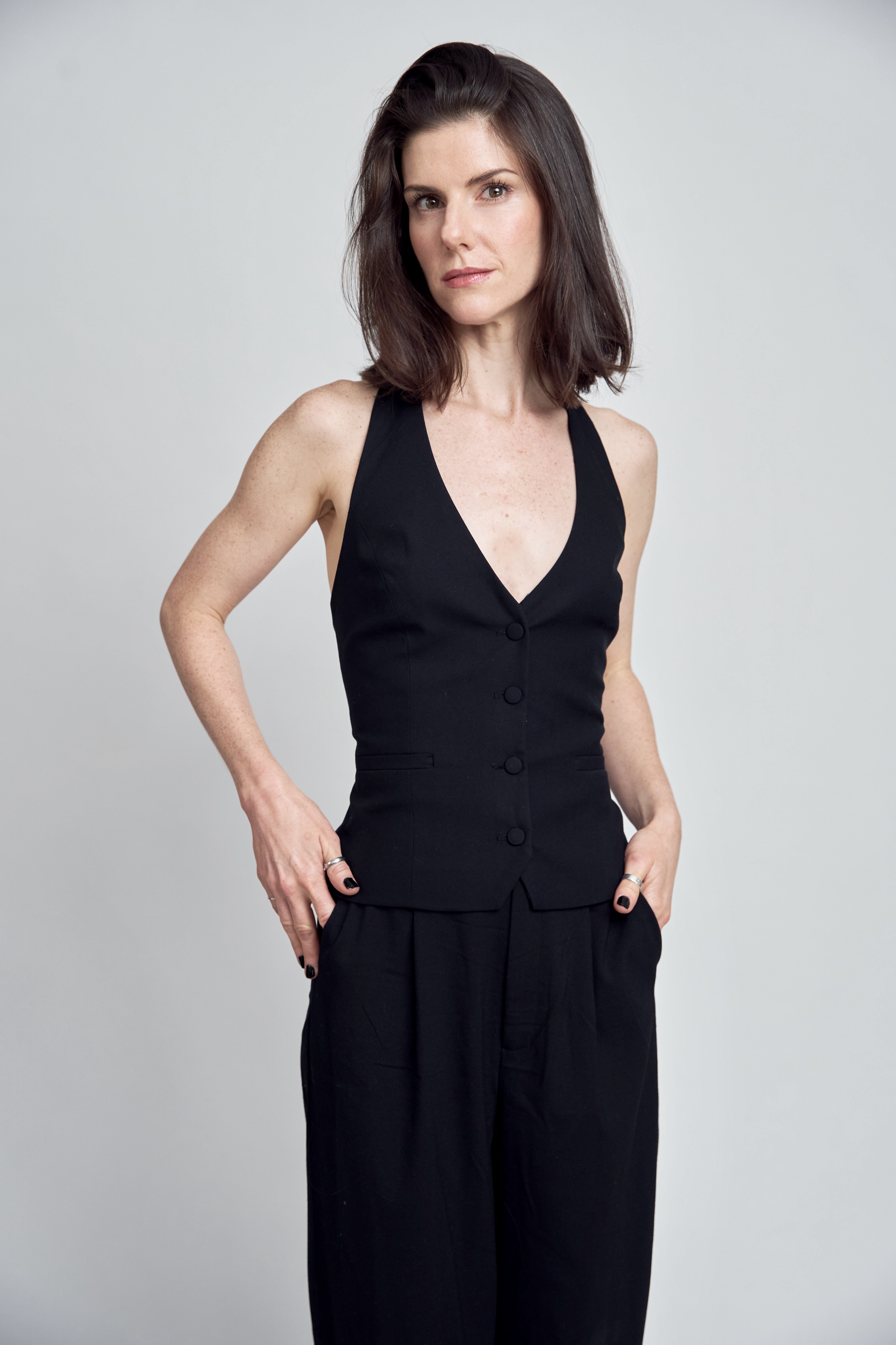 actor Kelsea Baker large photo