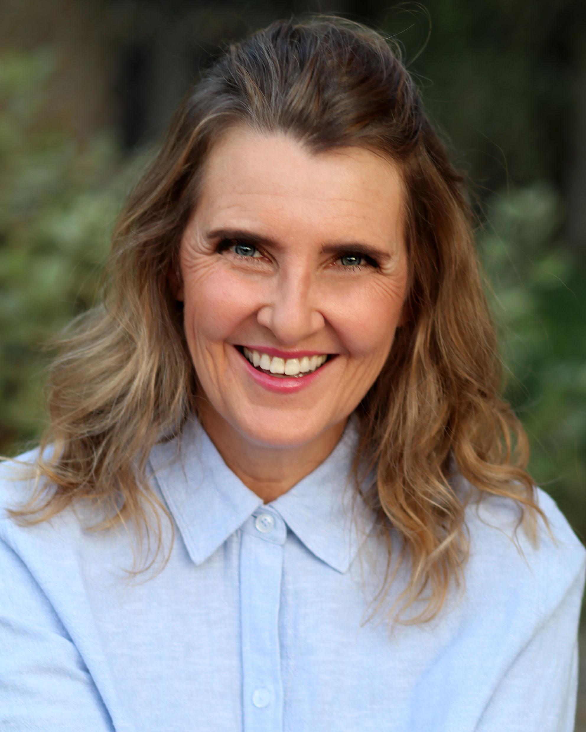 actor Suzie Taylor large photo