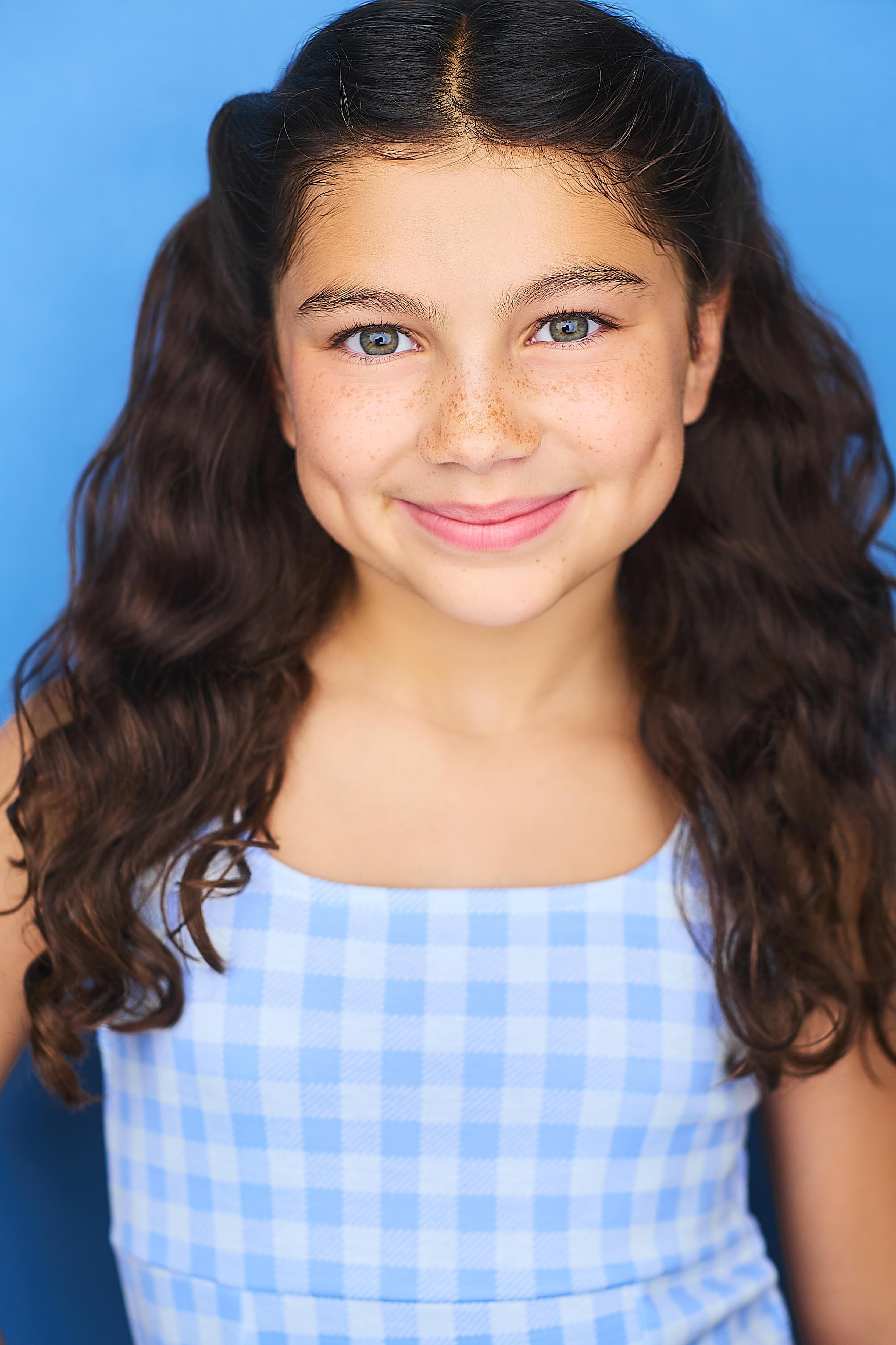 actor Taylor Pezza large photo