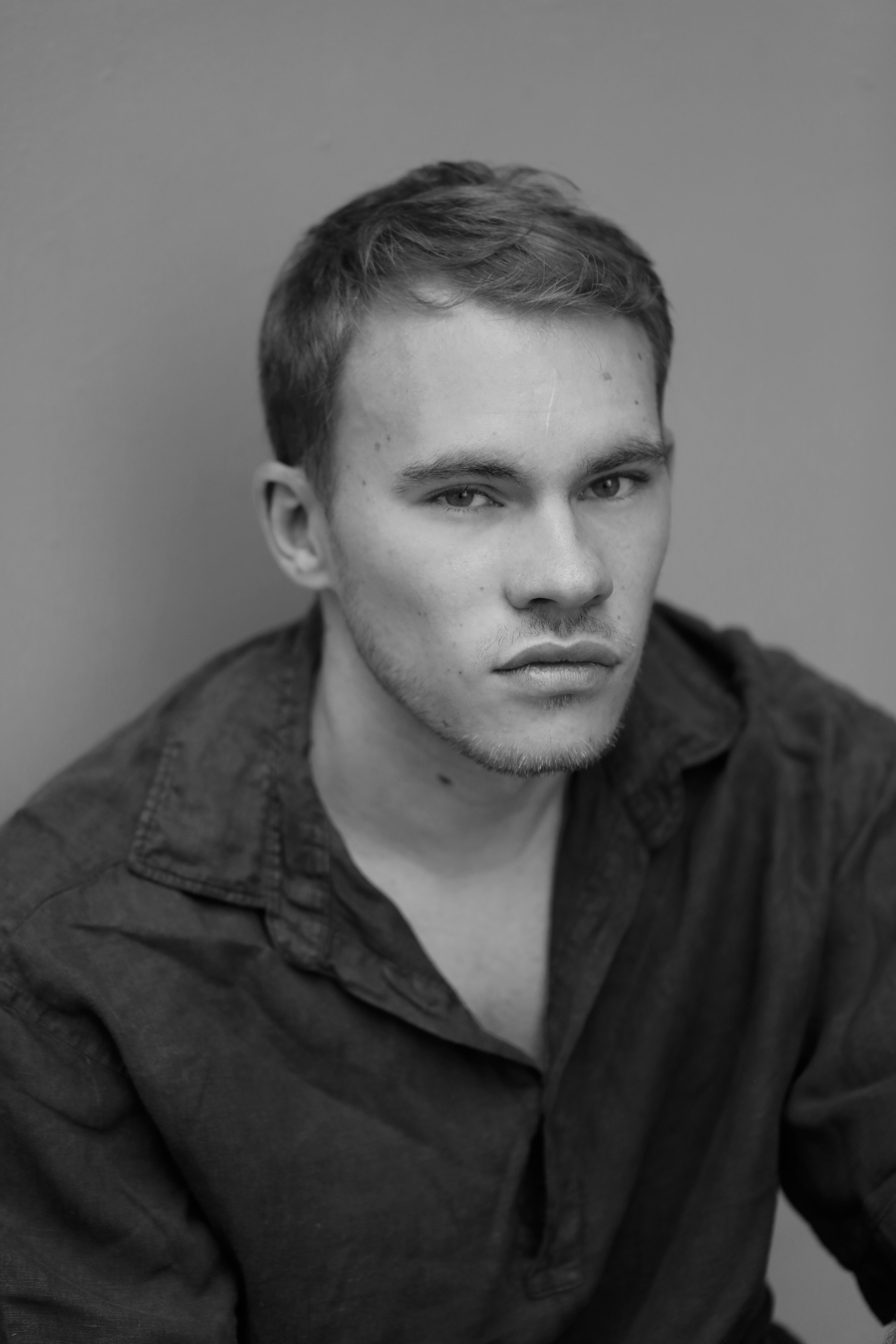 actor Mathieu Espagnet large photo