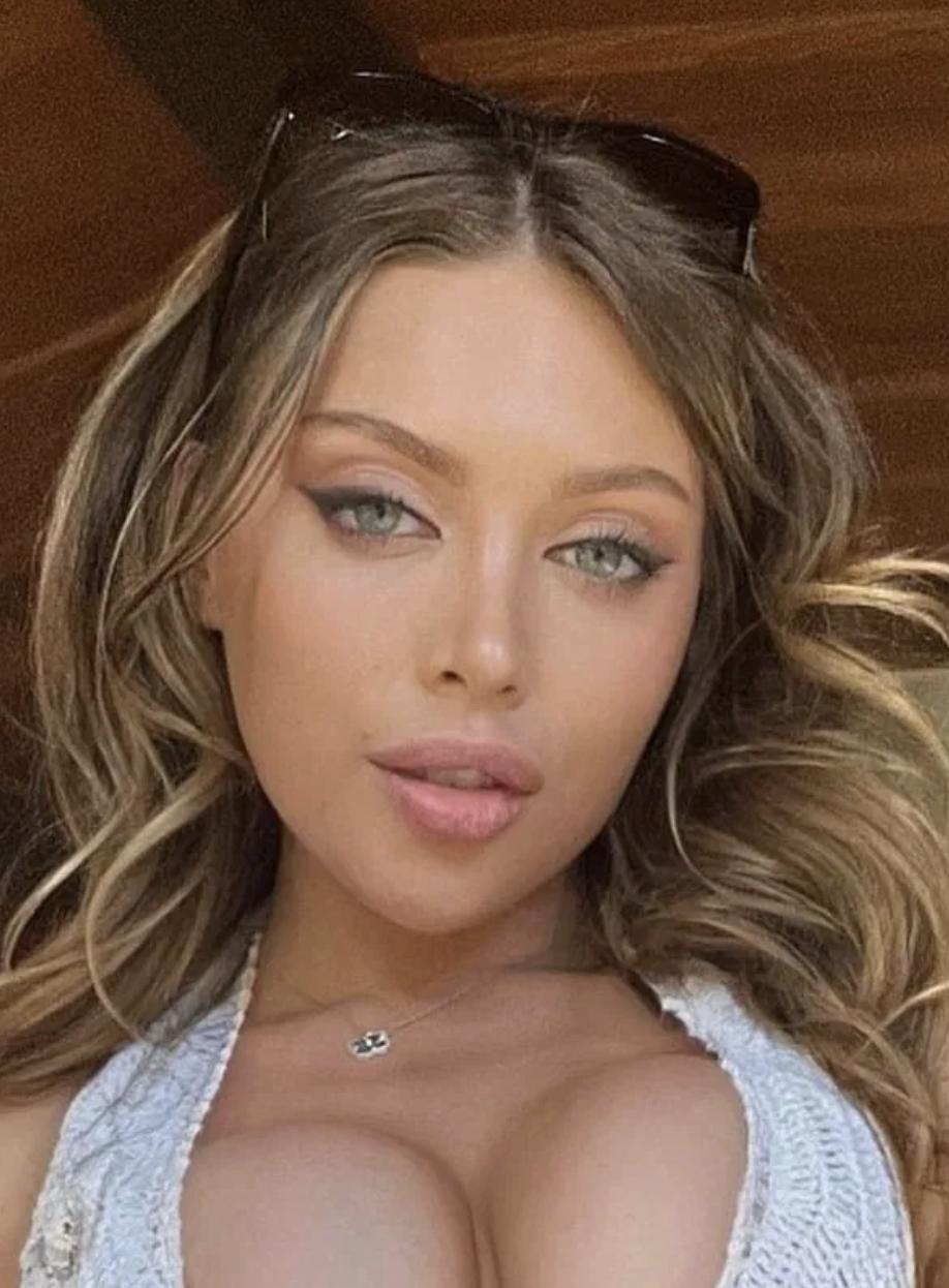 actor Ava Louise large photo