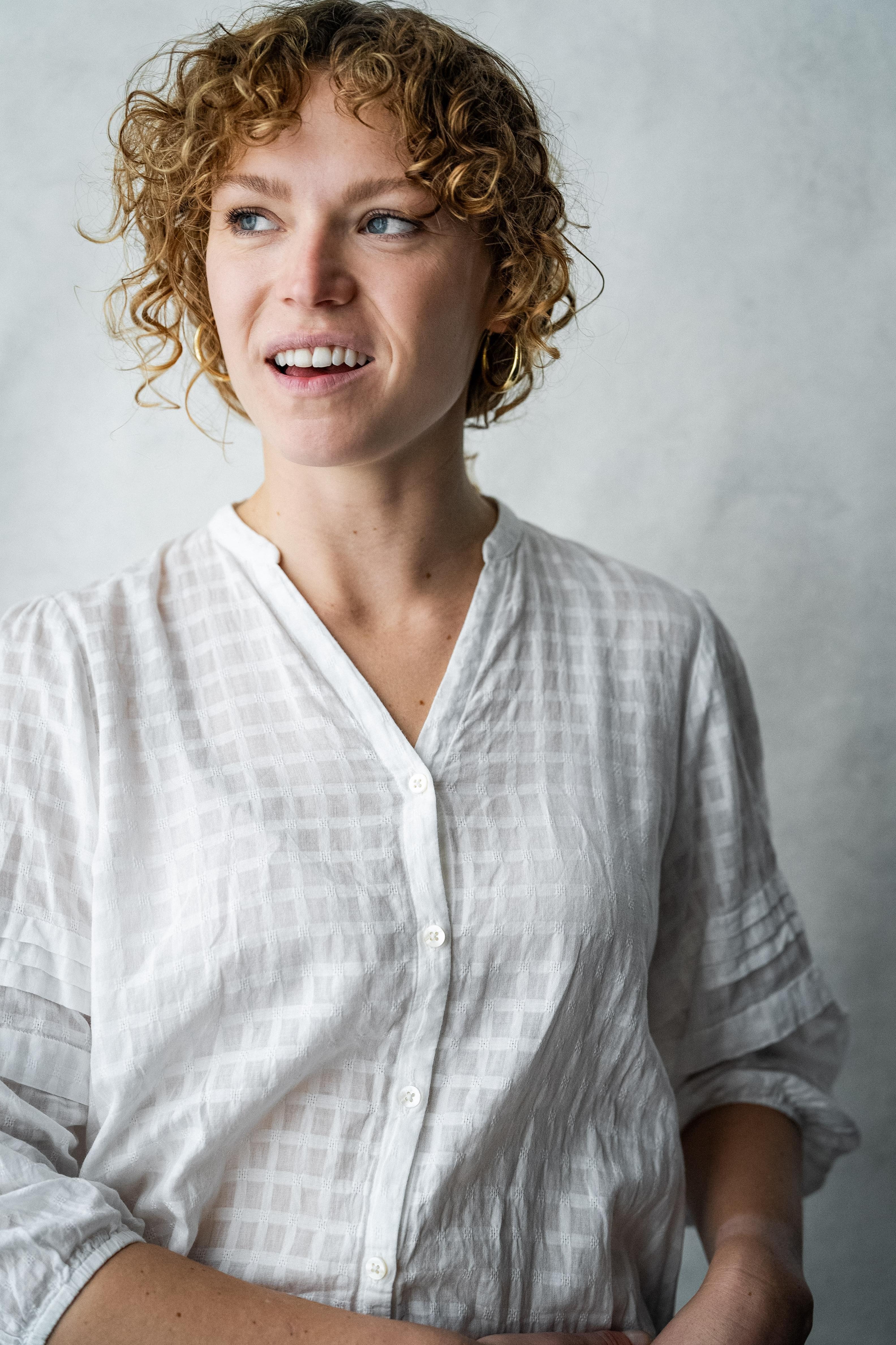 actor Helena Westerman large photo