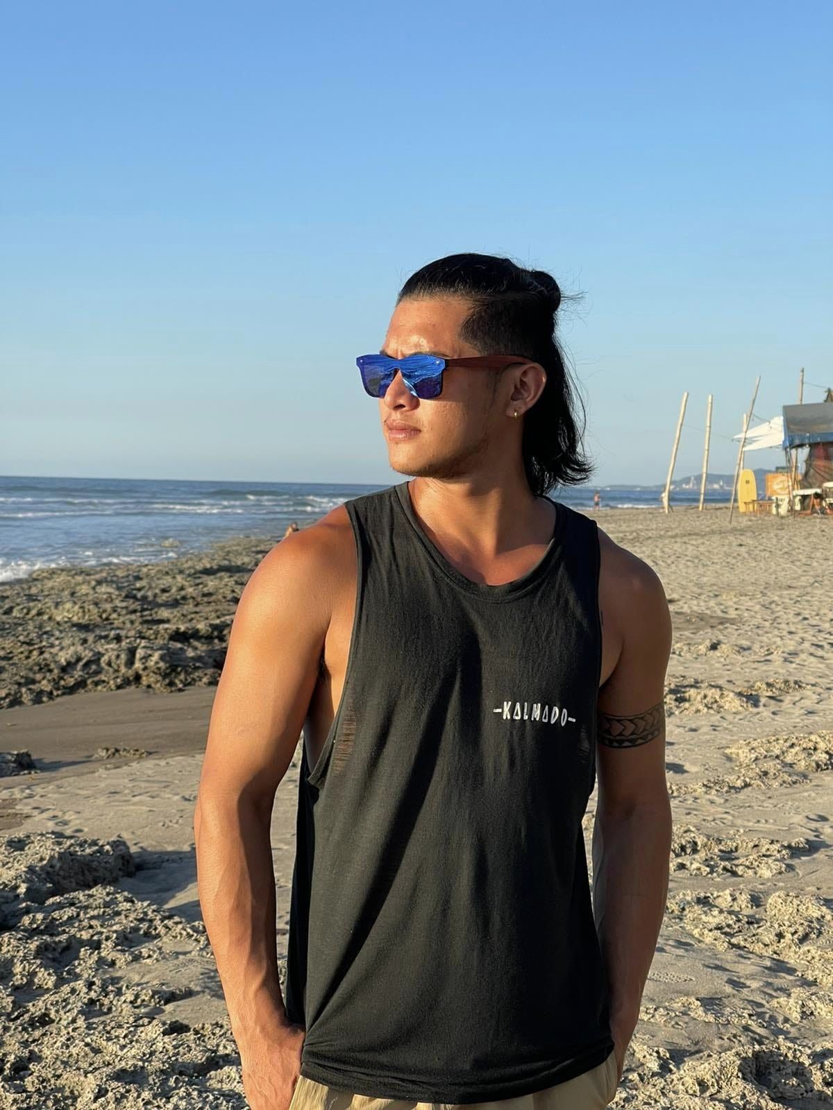 actor Gerald Buquir large photo