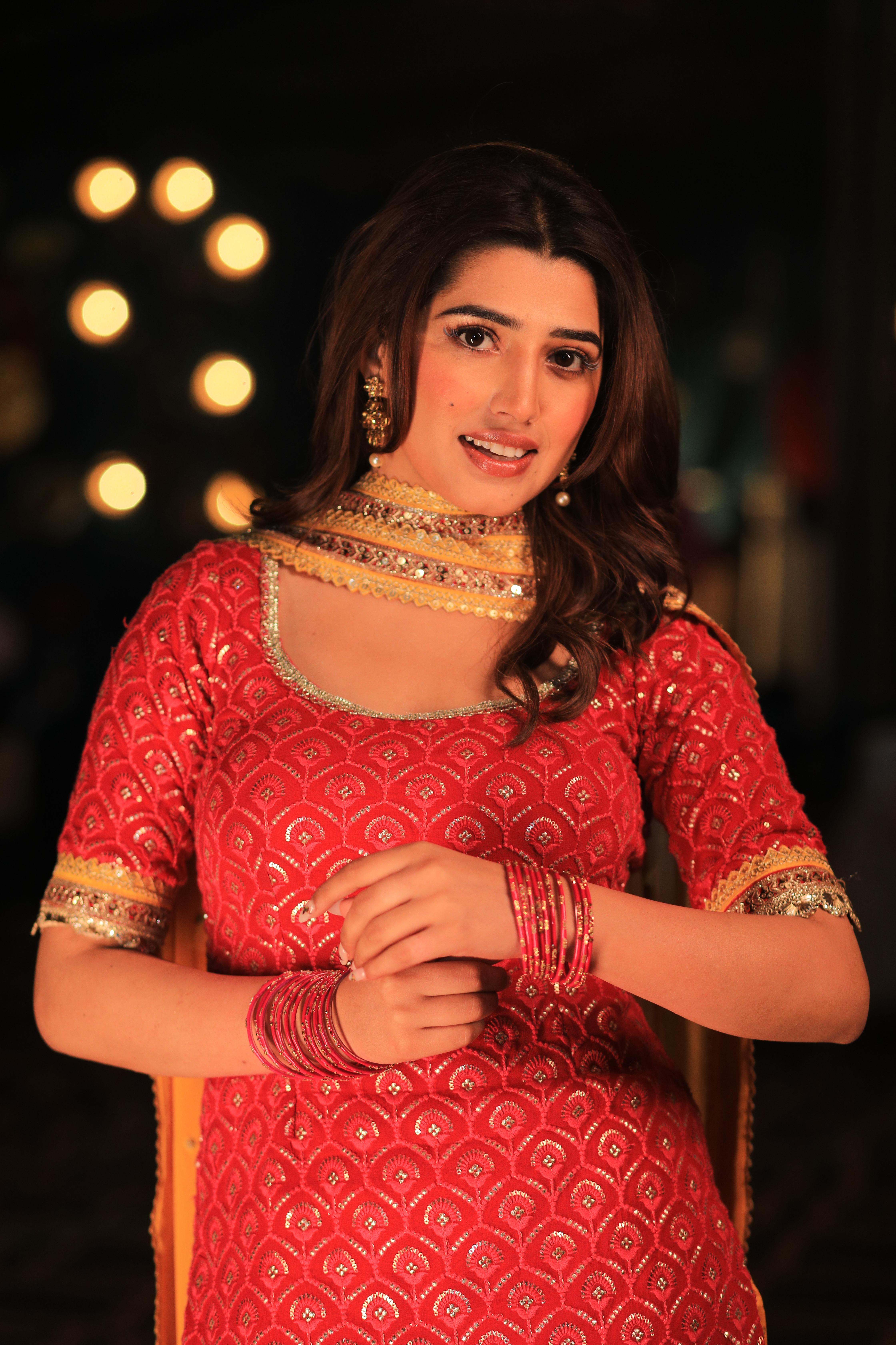 actor Love Gill large photo