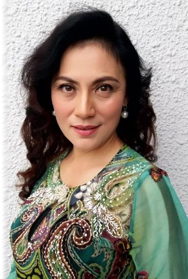 actor Angeline Tan large photo