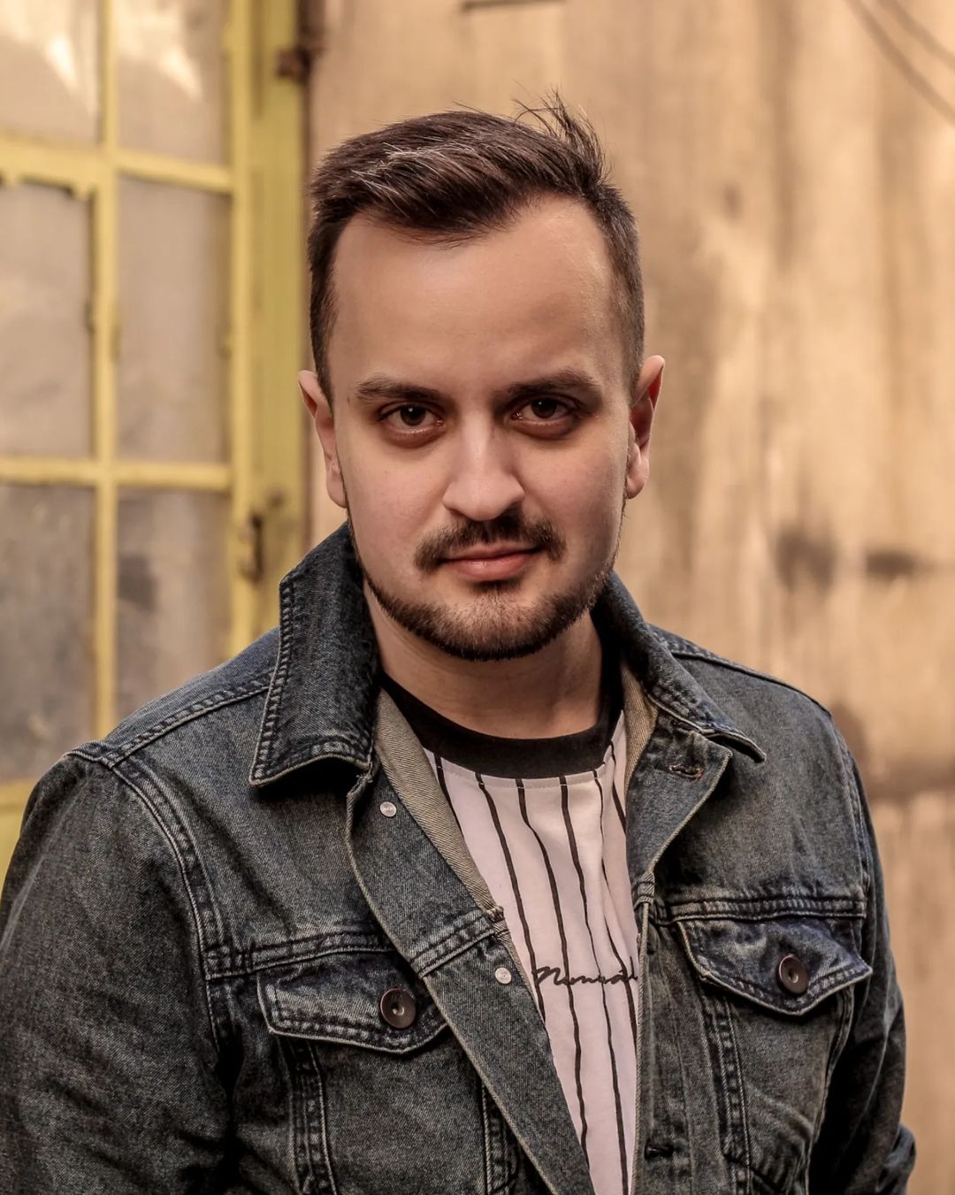 actor Kevin Gabriel Sales large photo