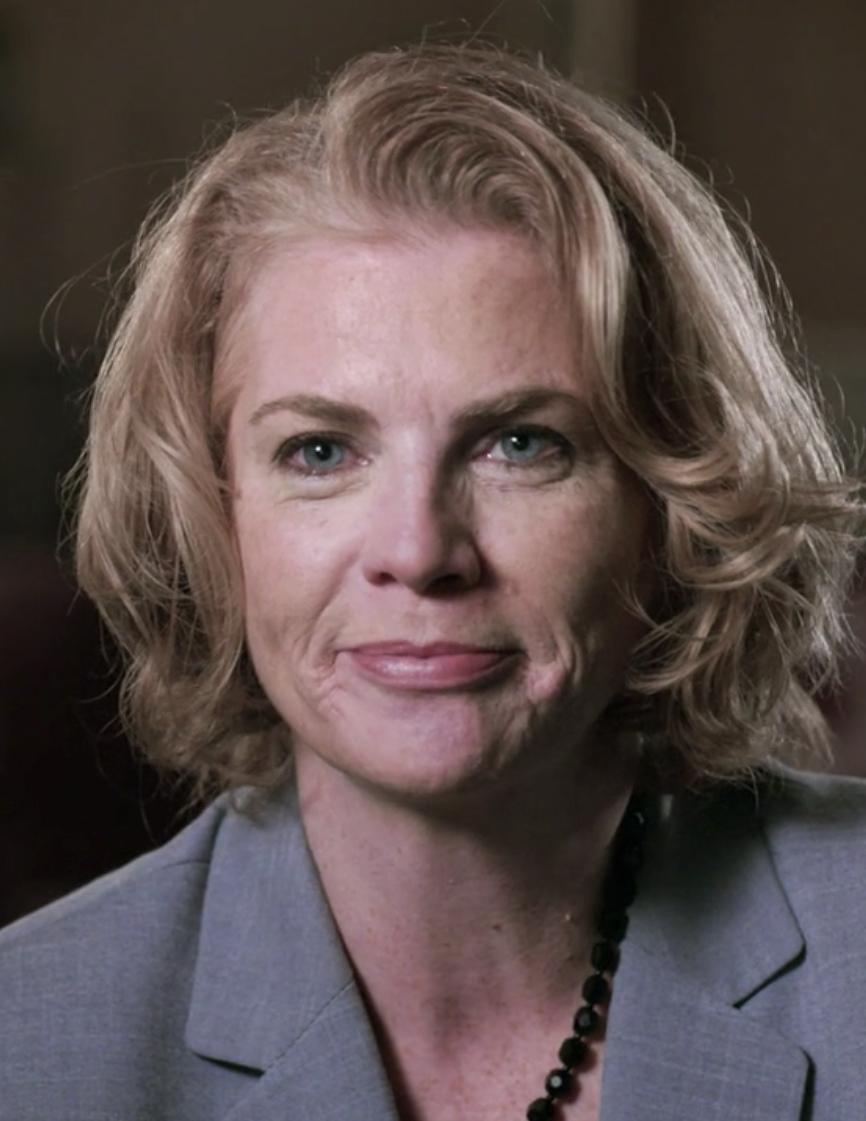 actor Erin Joyce large photo