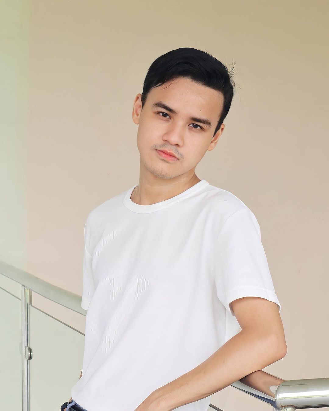 actor Nathan Molina large photo