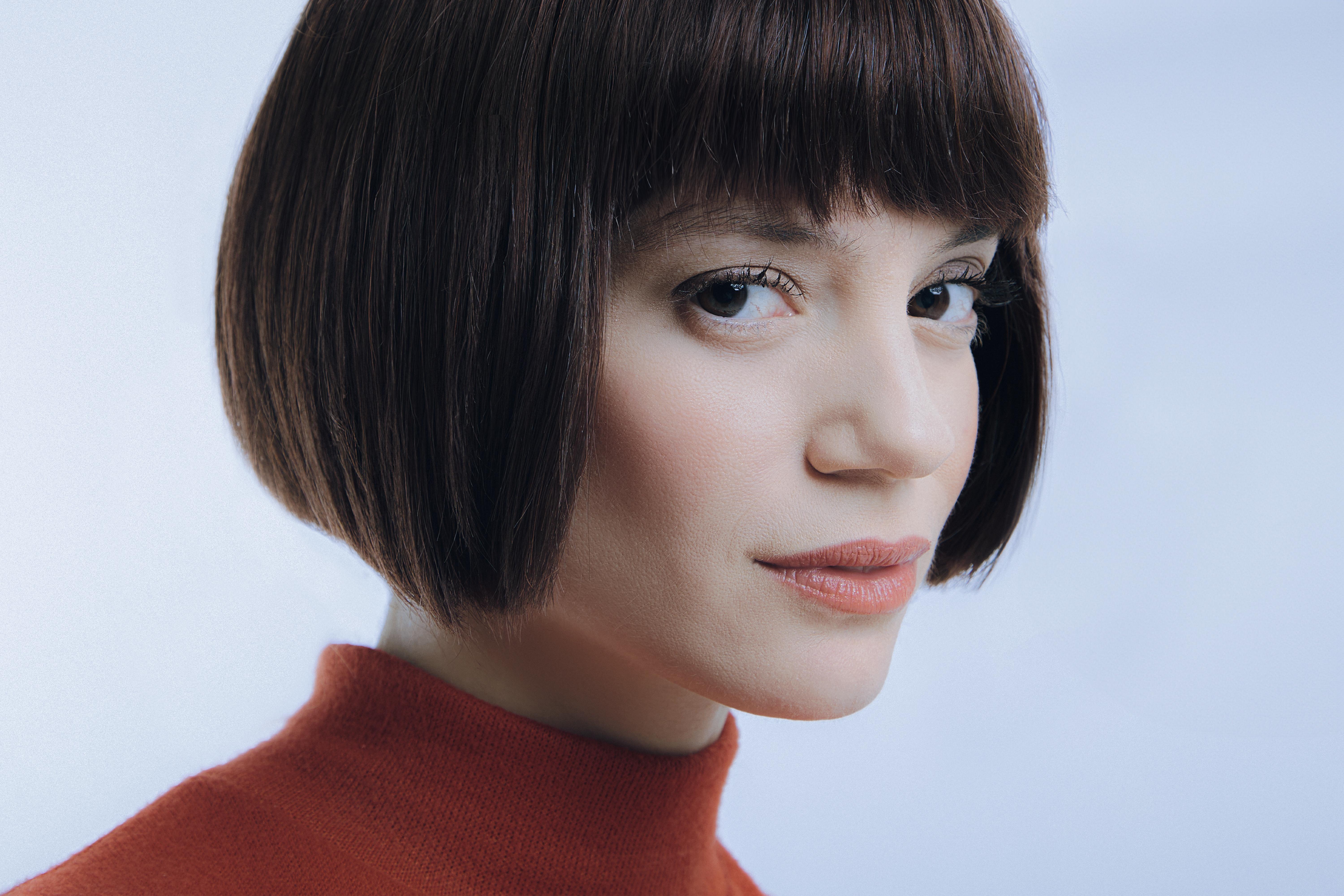 actor Fiona Georgiadi large photo