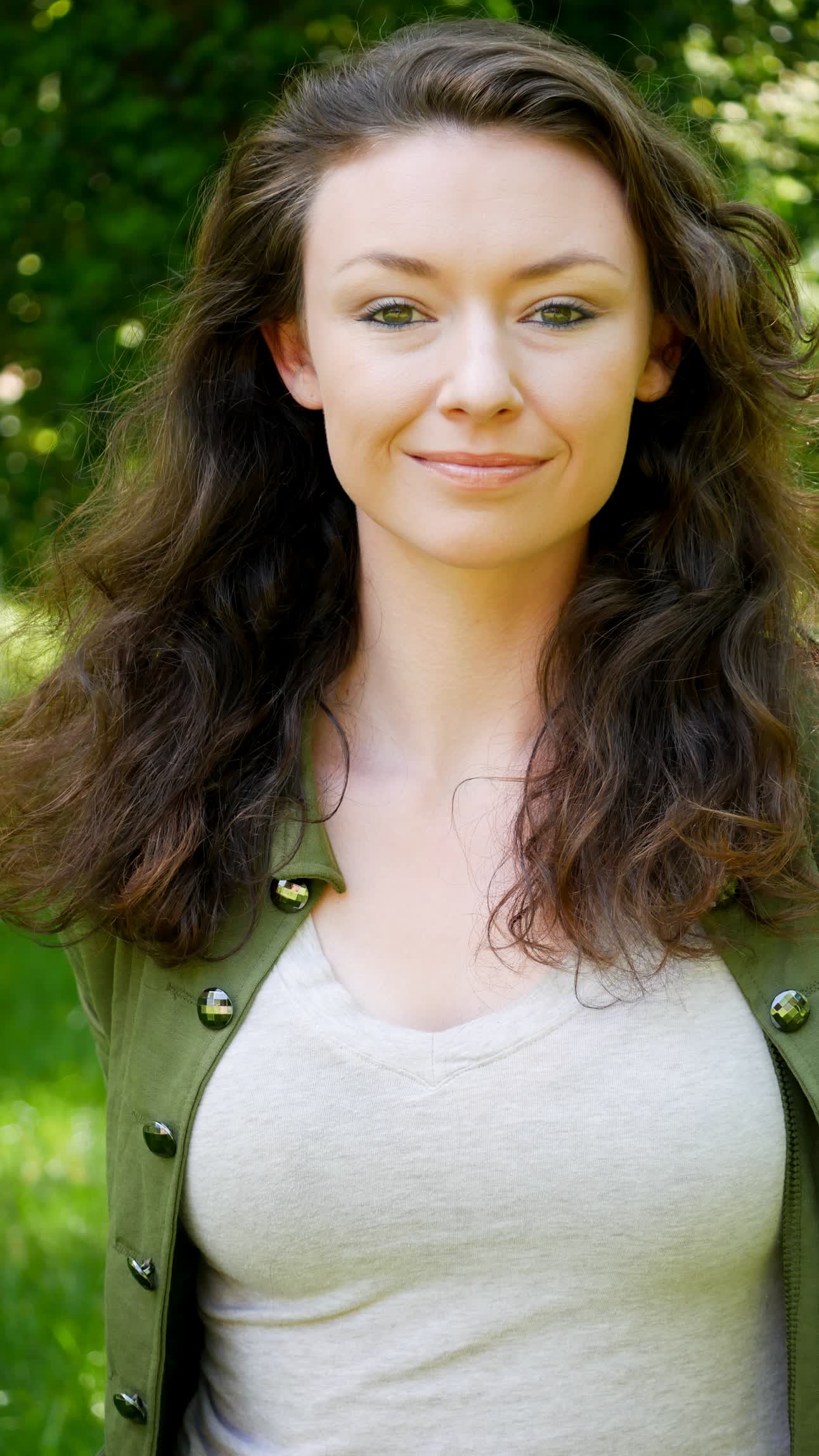 actor Kristin Cochell large photo