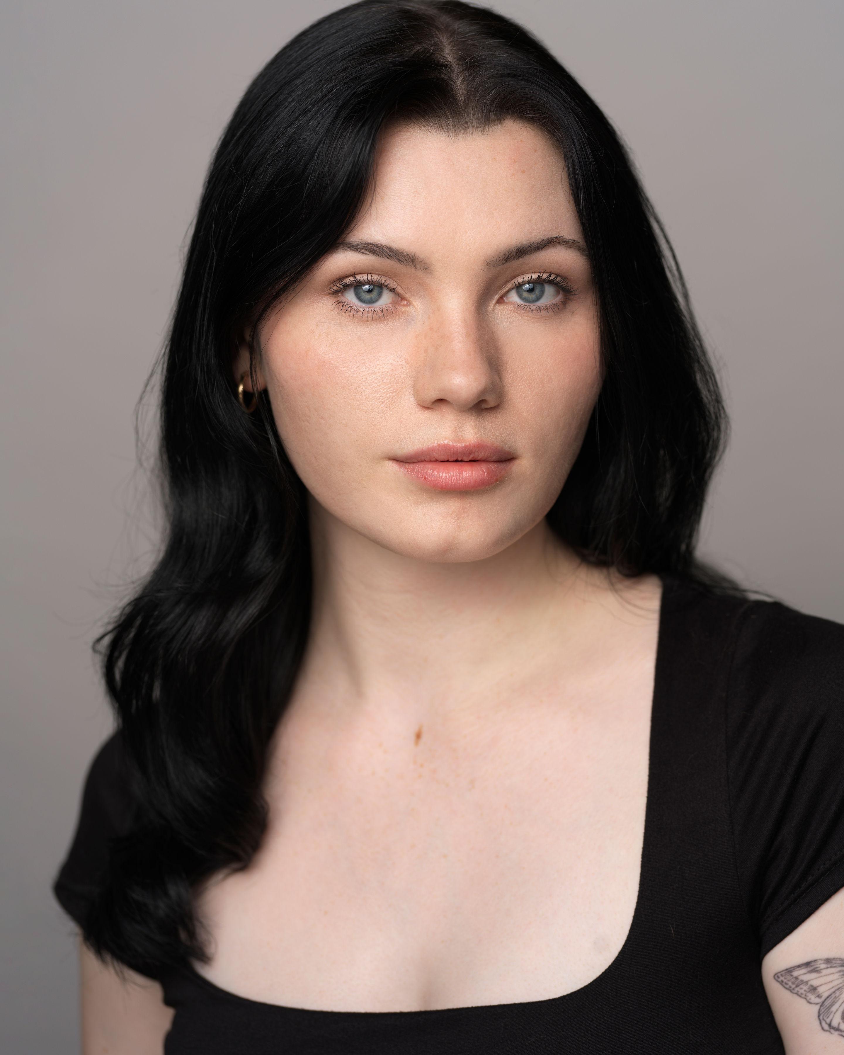 actor Hailey Stubblefield large photo