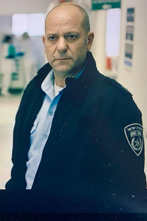 actor Udi Razzin large photo