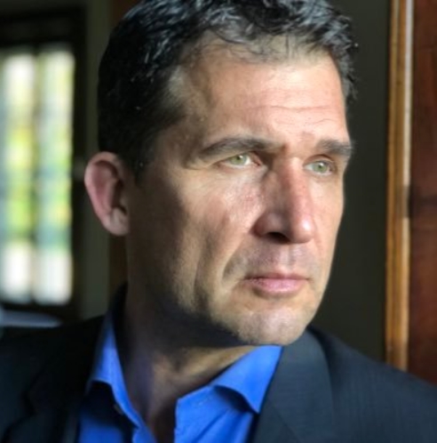 actor Nils Melzer large photo