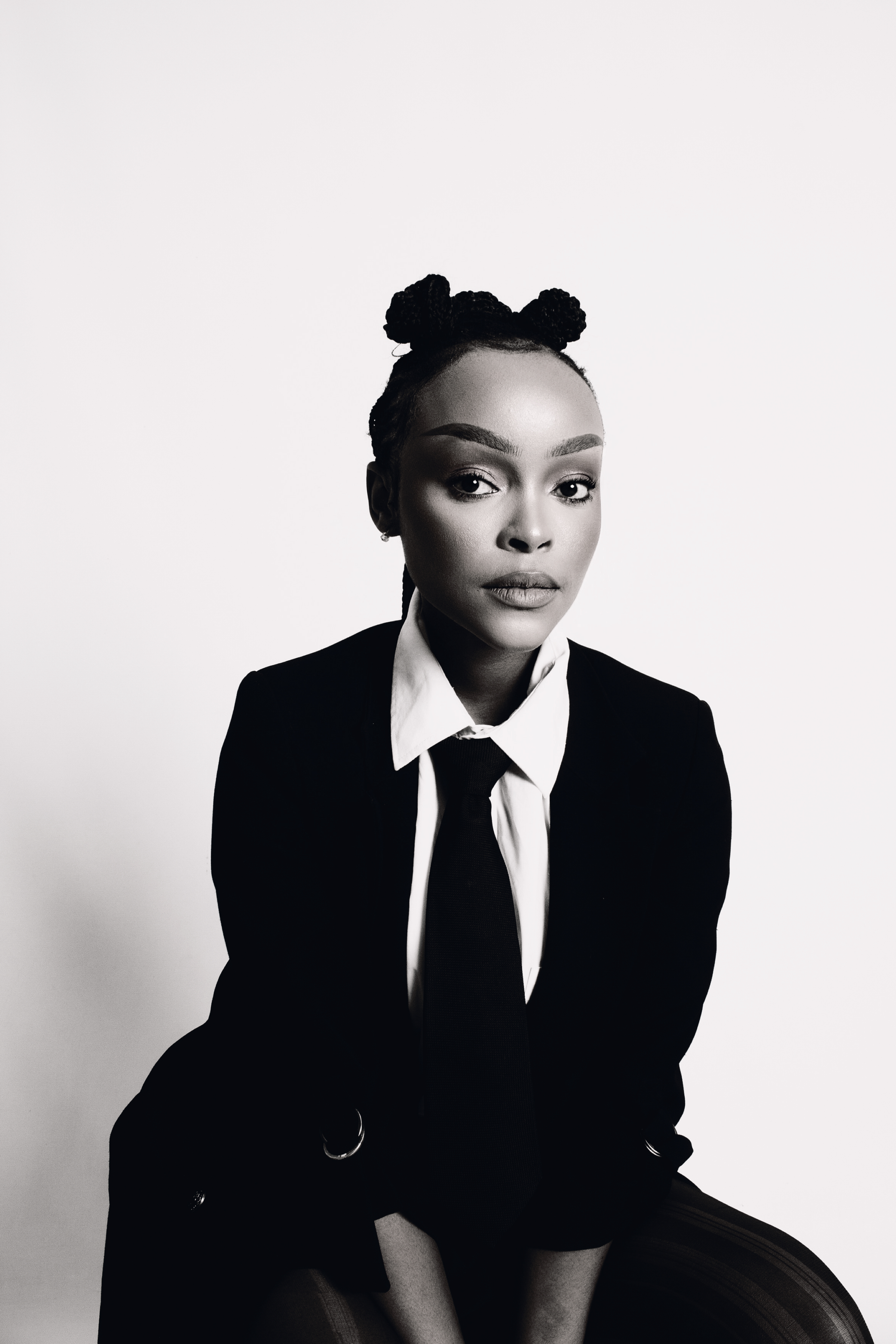 actor Nandipa Khubone large photo