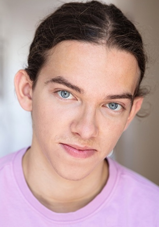 actor Anton Salachas large photo