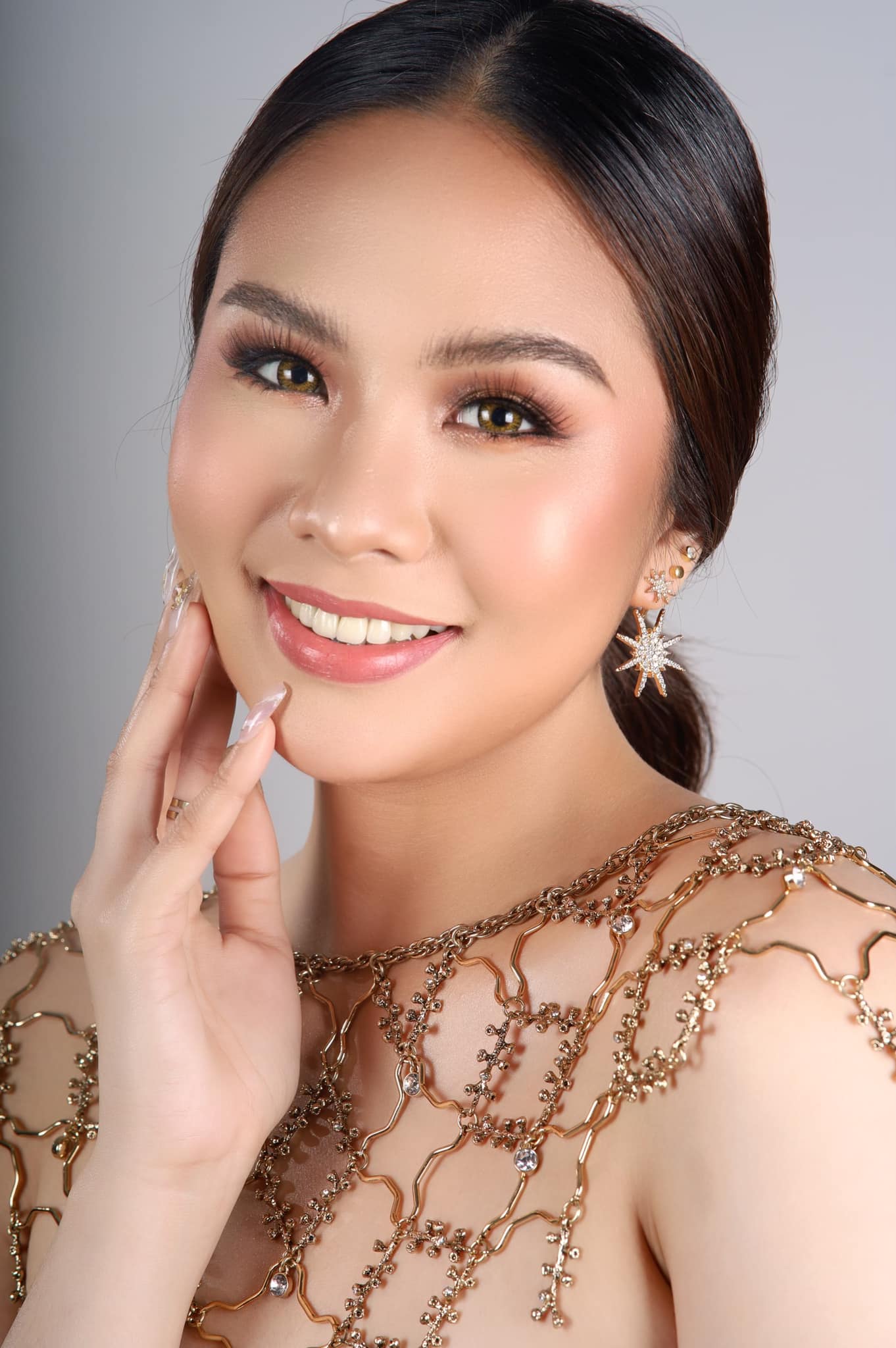 actor Keith Alawag large photo