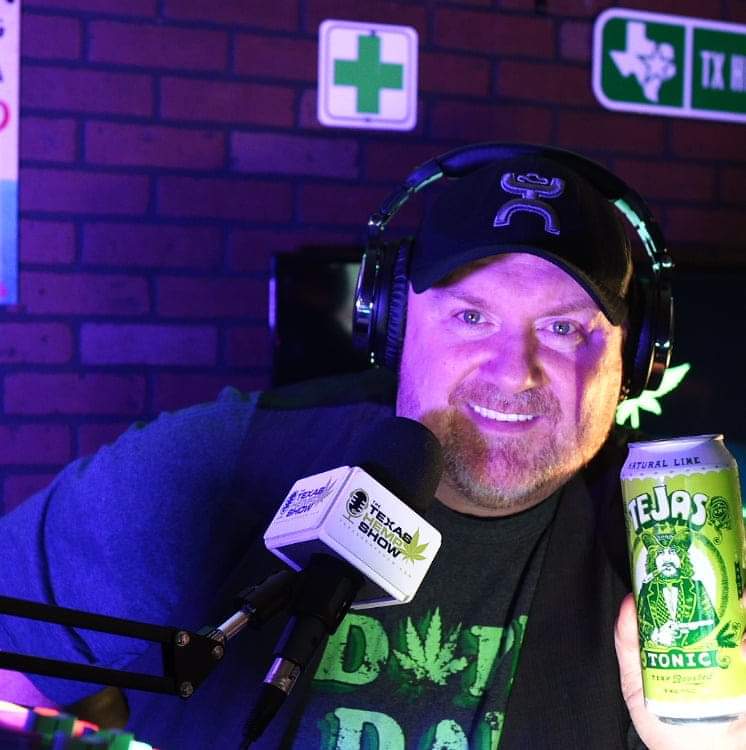 actor Russell Dowden large photo