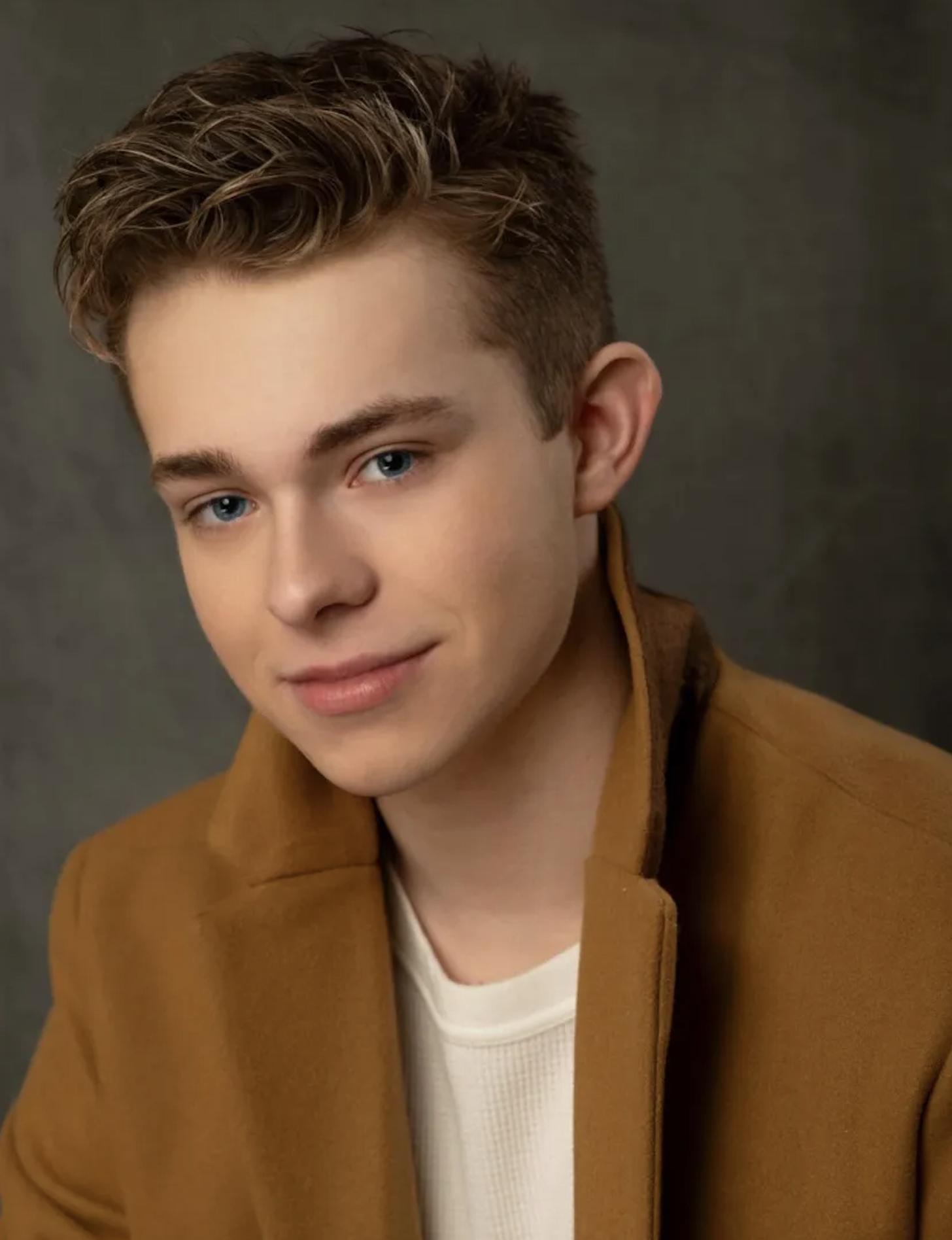 actor Tyson Kirk large photo