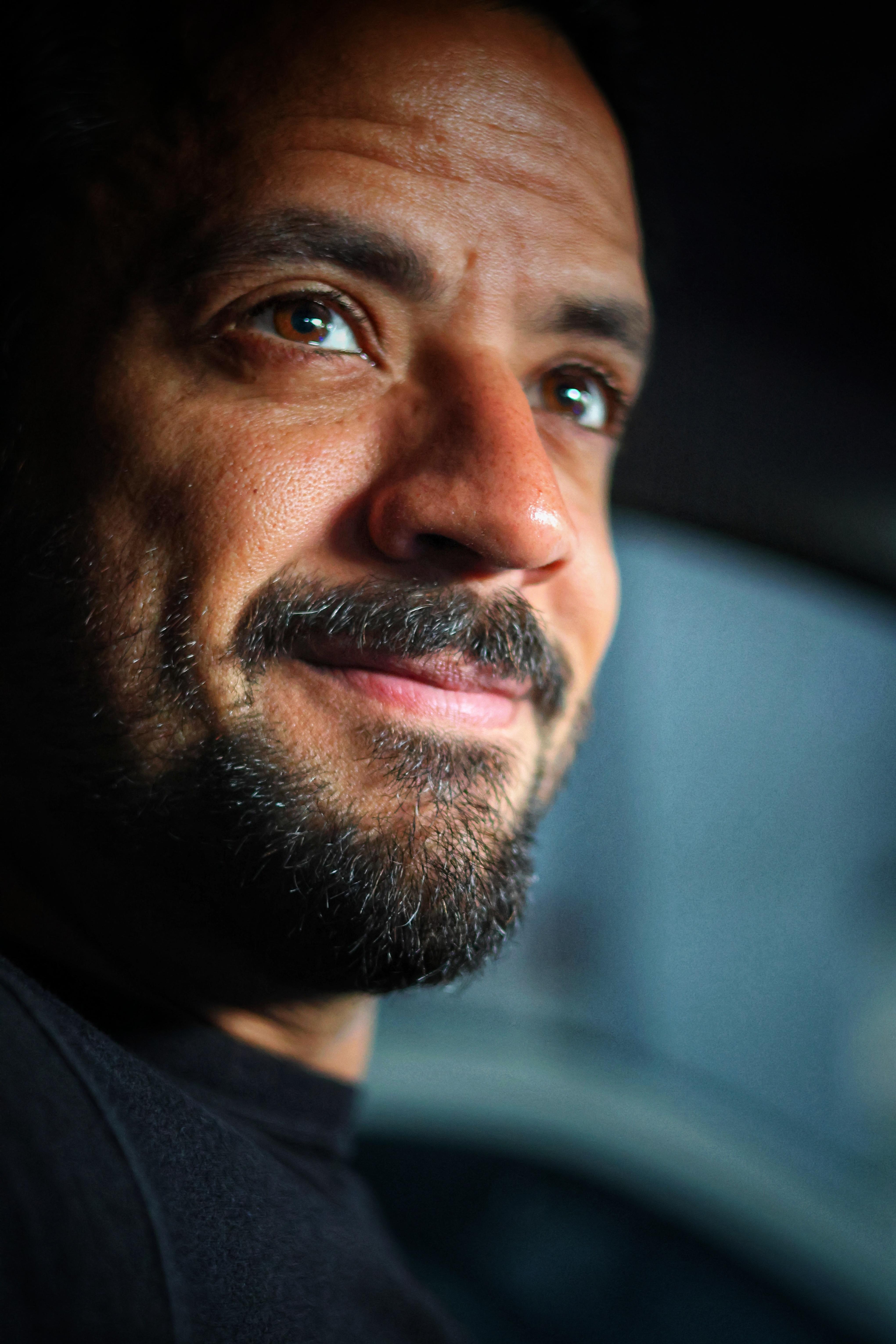 actor Andres Morales large photo