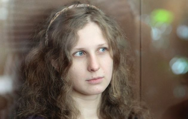 actor Mariya Alyokhina large photo