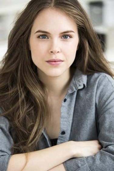 actor Carla Turcotte large photo