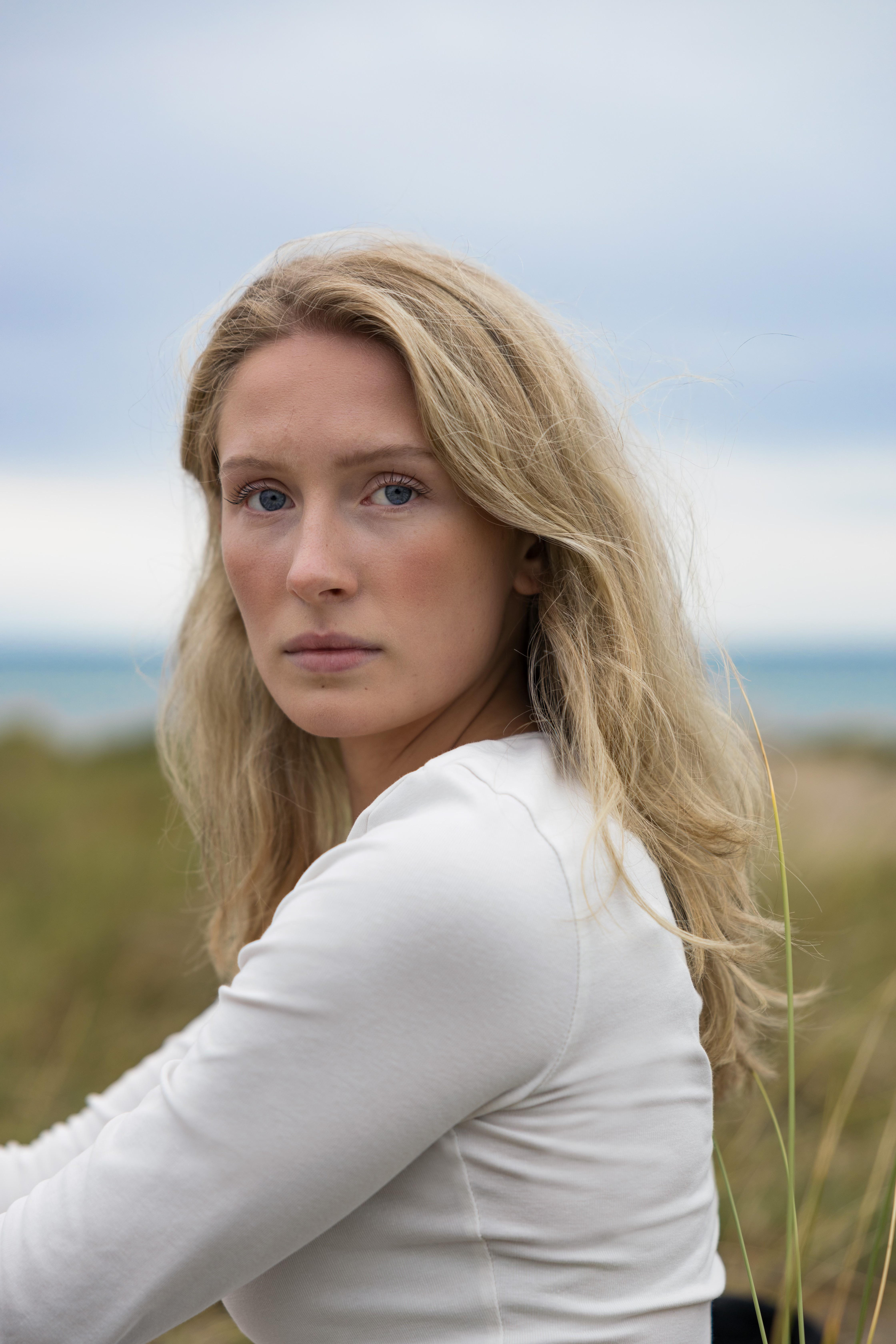 actor Kaya Toft Loholt large photo