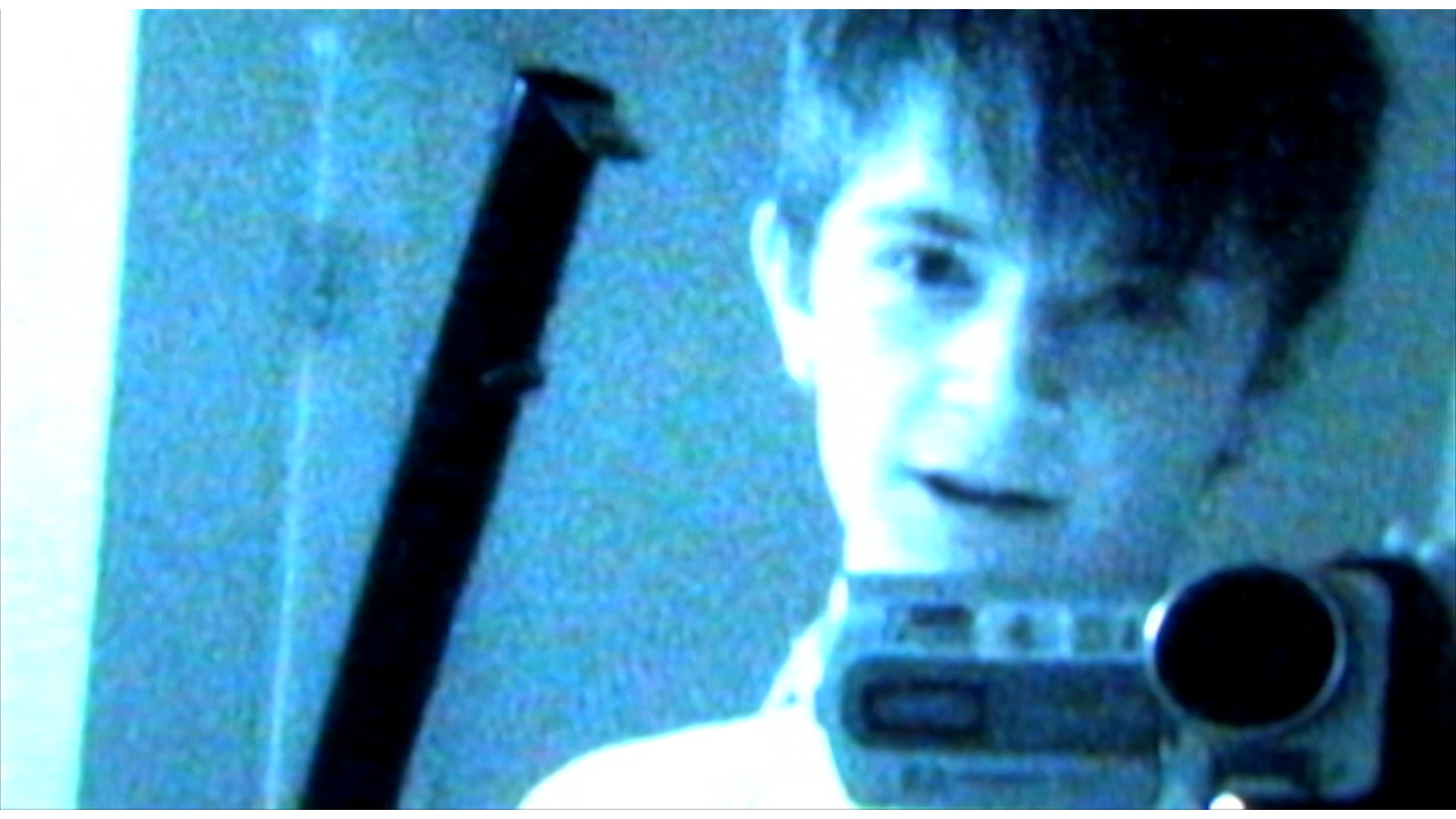 actor Alex Josselyn-Hamilton large photo